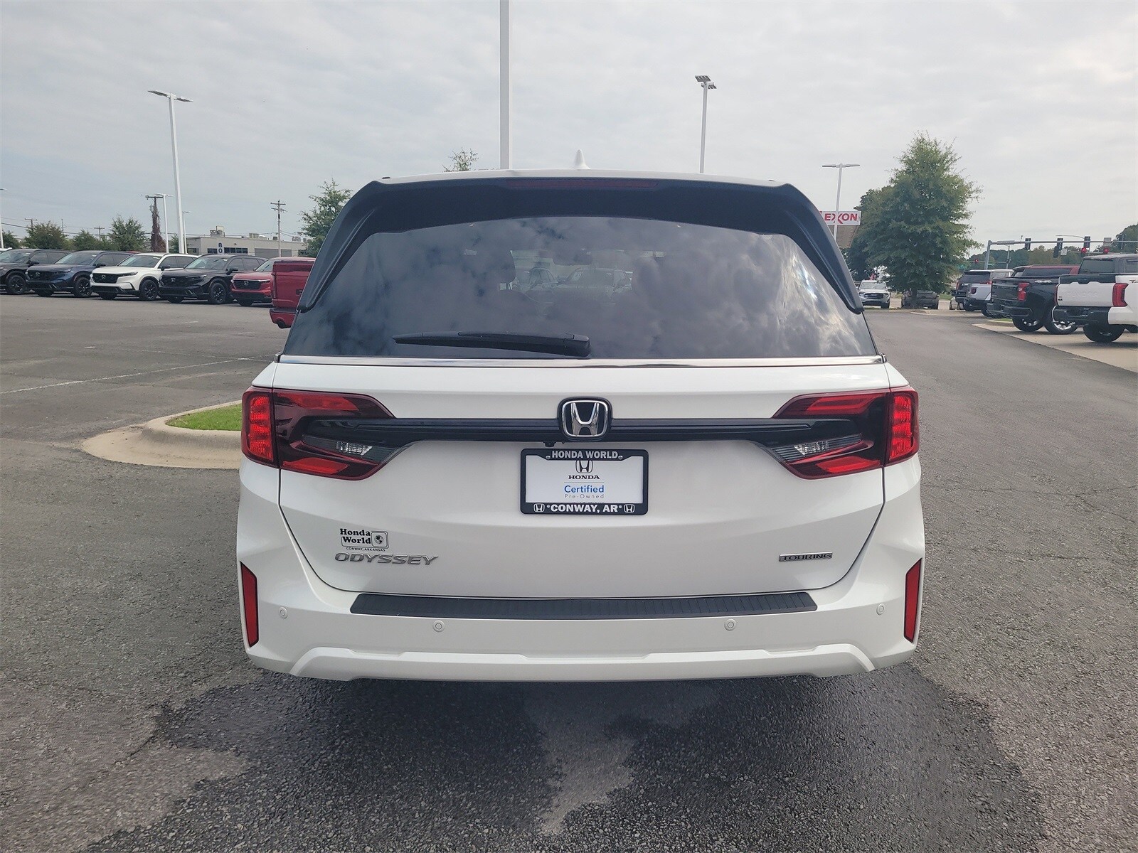2025 Honda Odyssey Touring photo 4