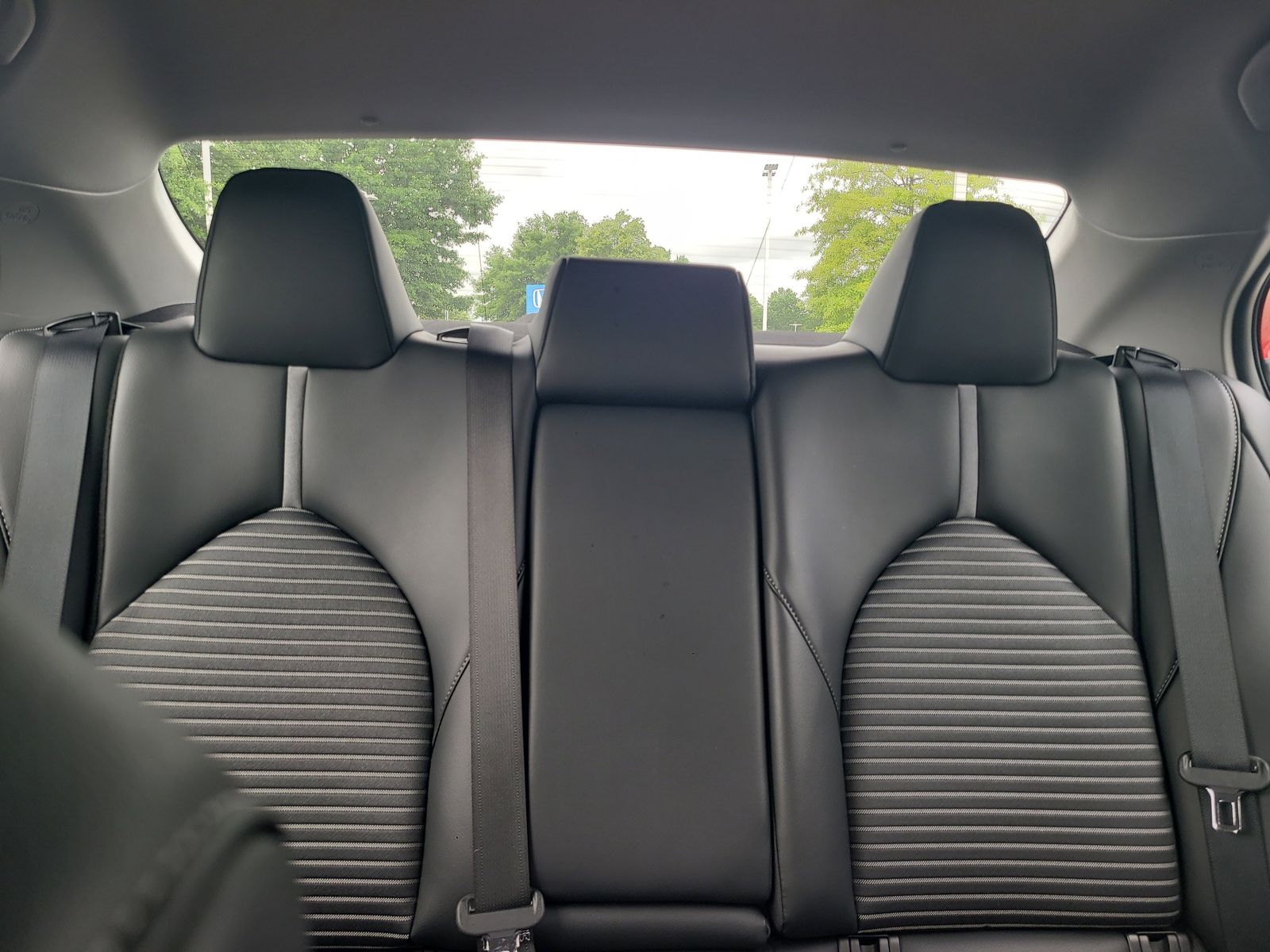 2024 Toyota Camry SE - Photo 21