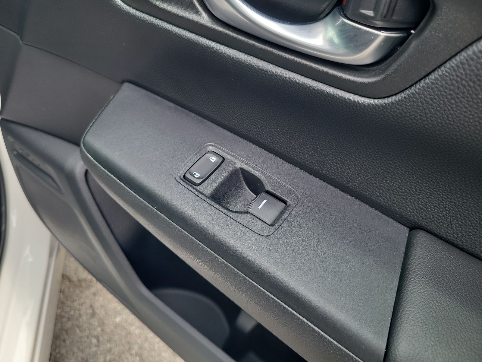 2025 Honda CR-V Sport-L - Photo 32