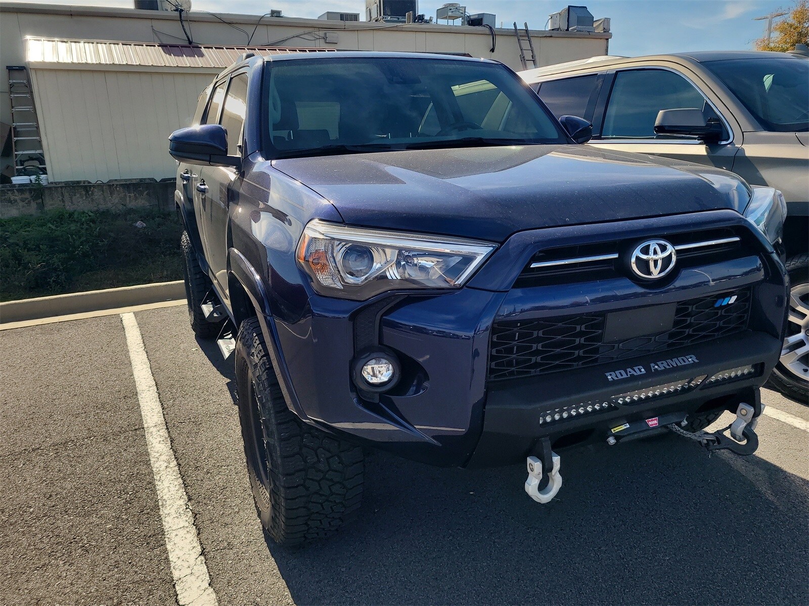 2021 Toyota 4Runner SR5 photo 3