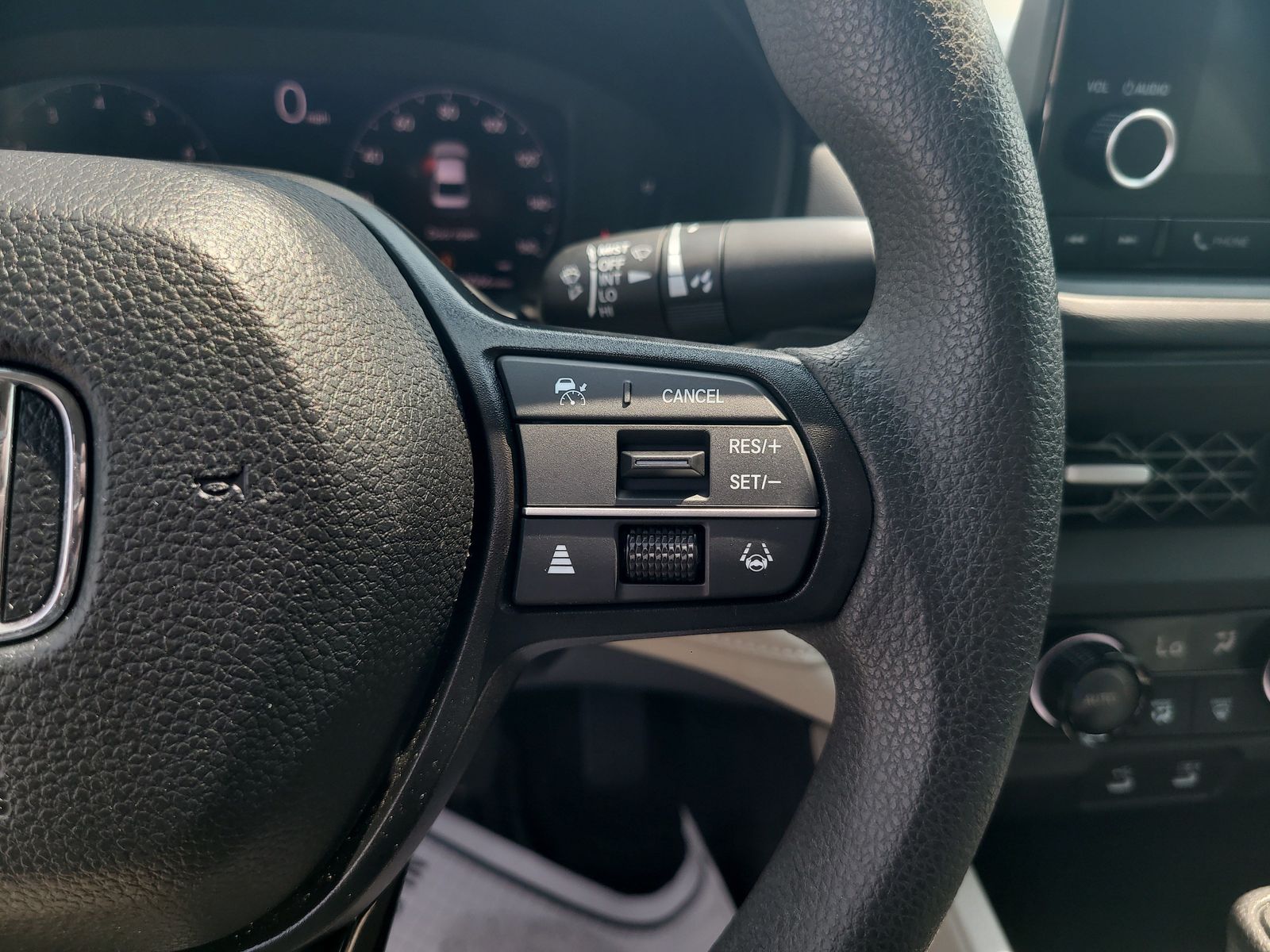 2025 Honda Accord SE - Photo 15