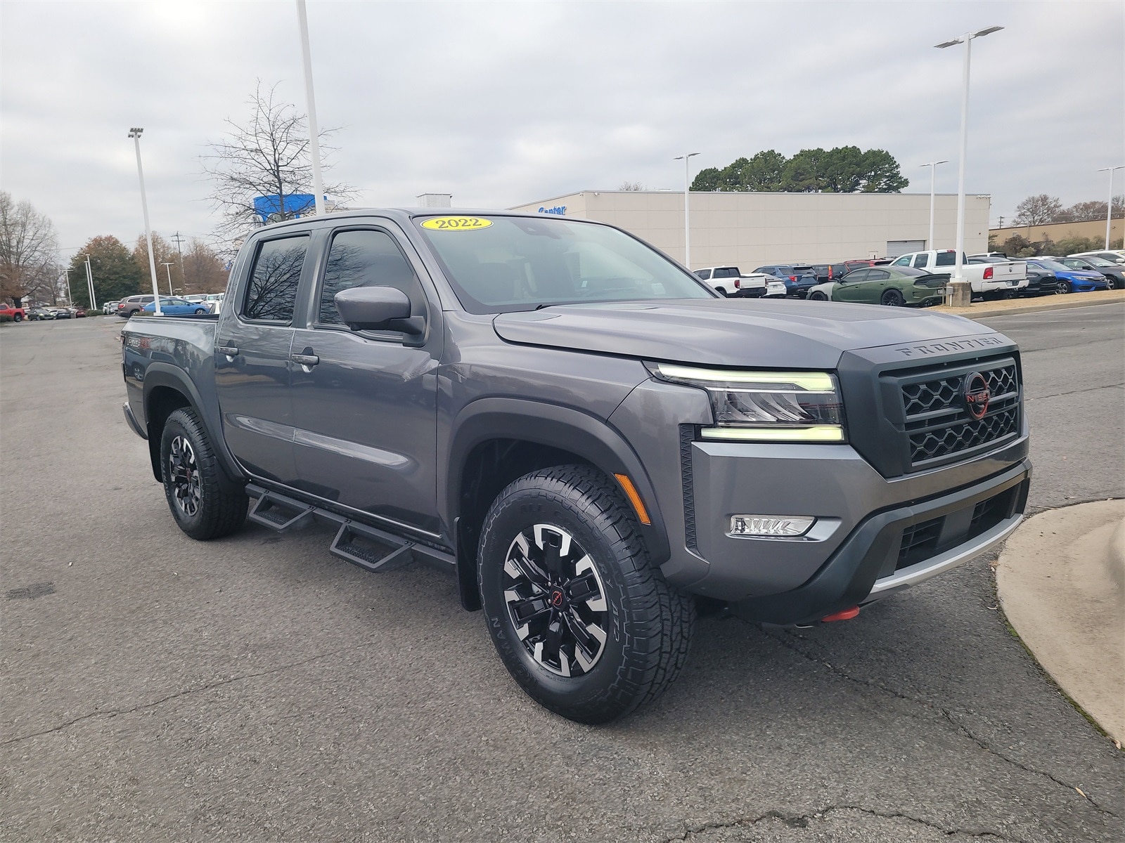 2022 Nissan Frontier PRO-4X's photo