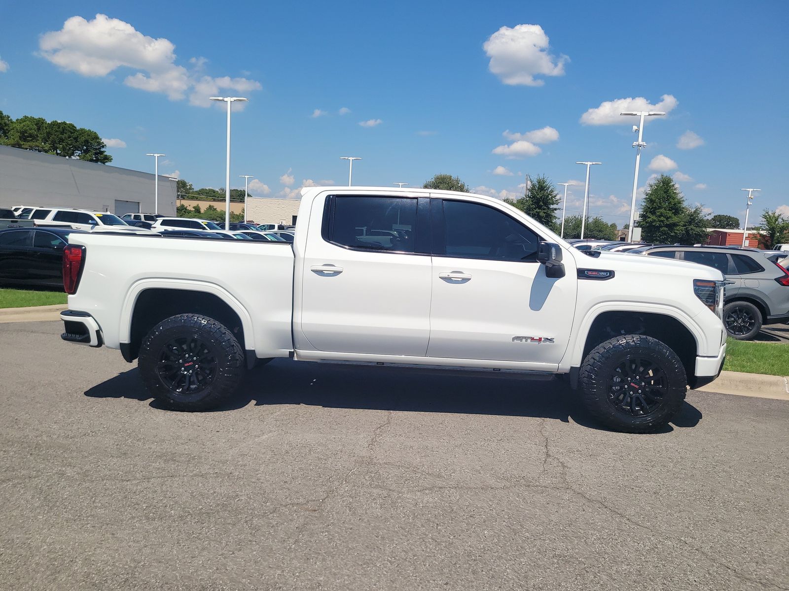 Used 2023 GMC Sierra 1500 AT4X with VIN 3GTUUFEL1PG108998 for sale in Little Rock