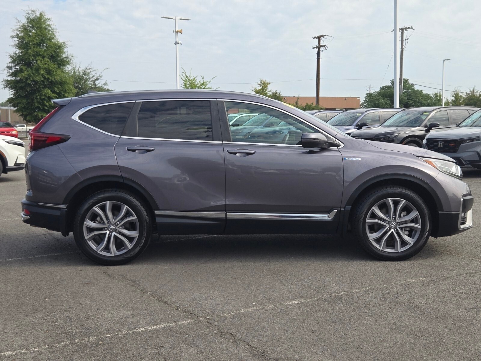 2020 Honda CR-V Hybrid Touring photo 3