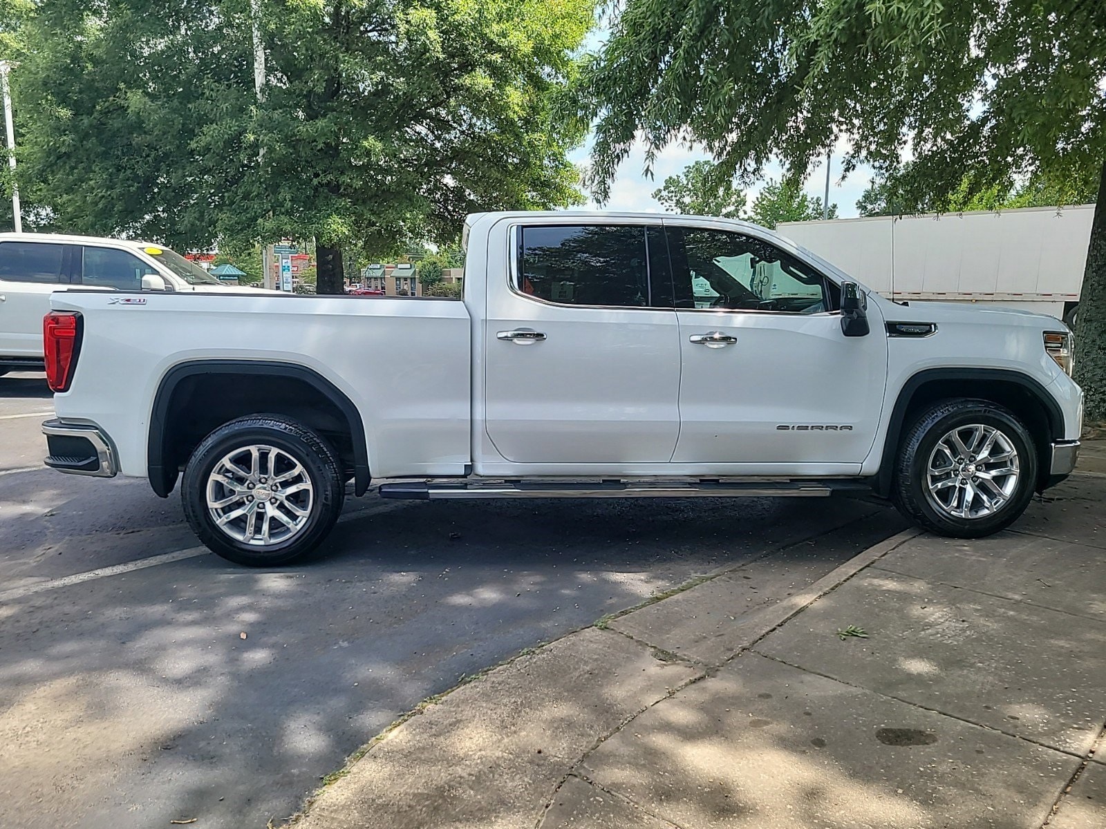 Used 2019 GMC Sierra 1500 SLT with VIN 3GTU9DED2KG280657 for sale in Conway, AR