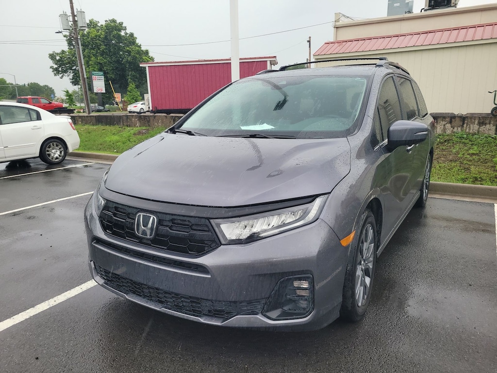 Used 2025 Honda Odyssey Touring Van