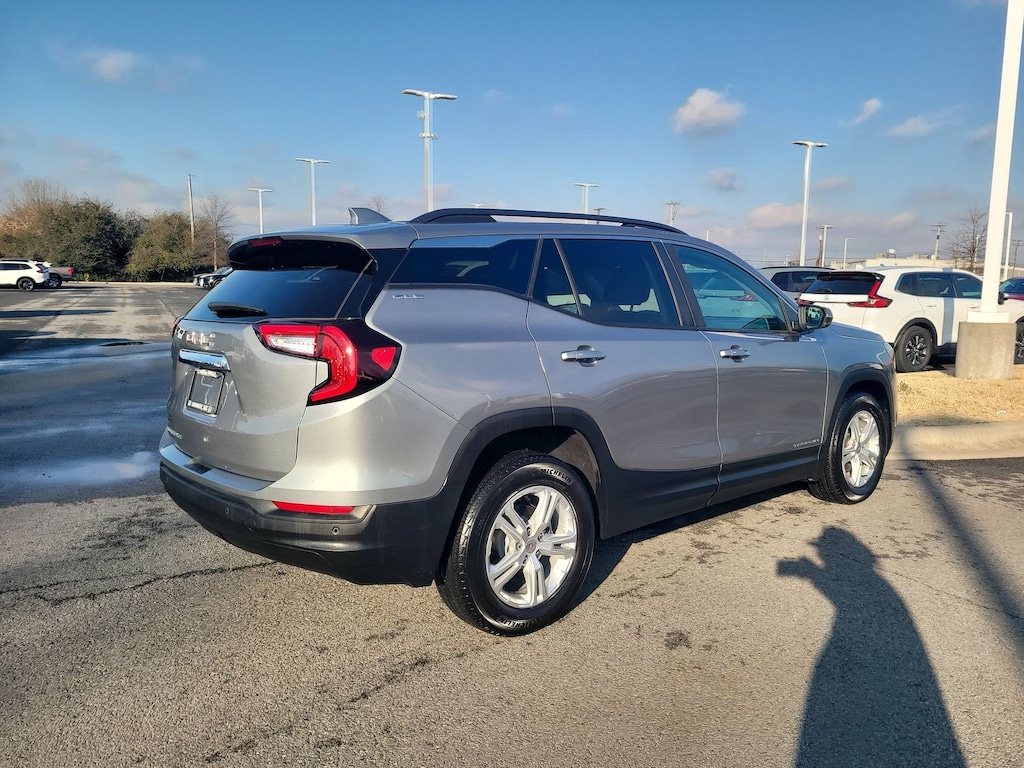 Used 2024 GMC Terrain SLE SUV