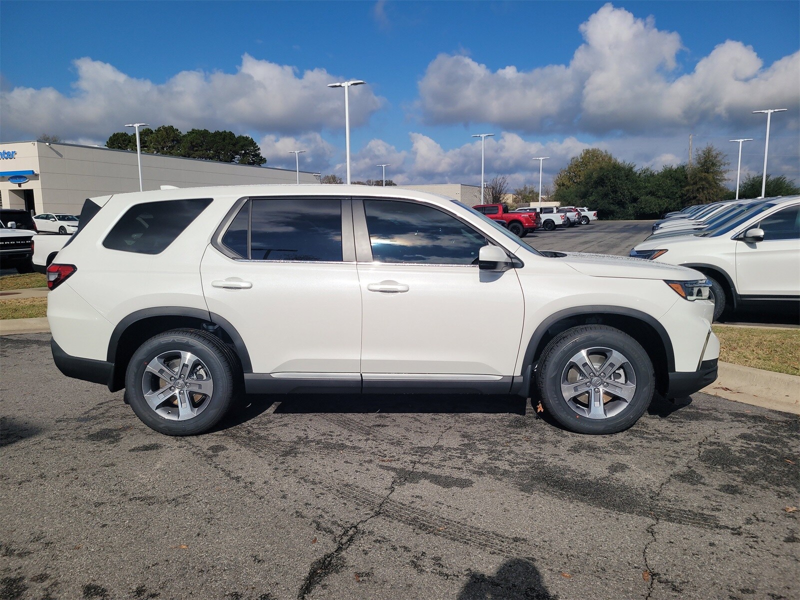 2025 Honda Pilot EX-L photo 2