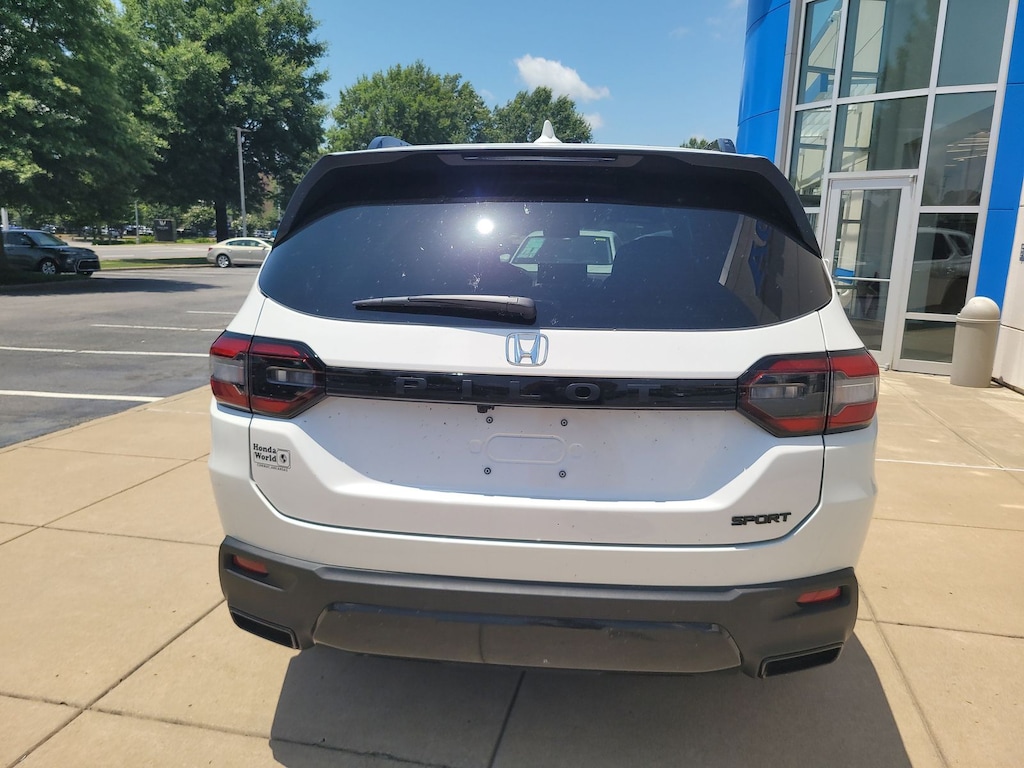 New 2026 Honda Pilot Sport SUV