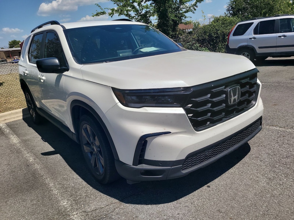 Used 2025 Honda Pilot Sport SUV