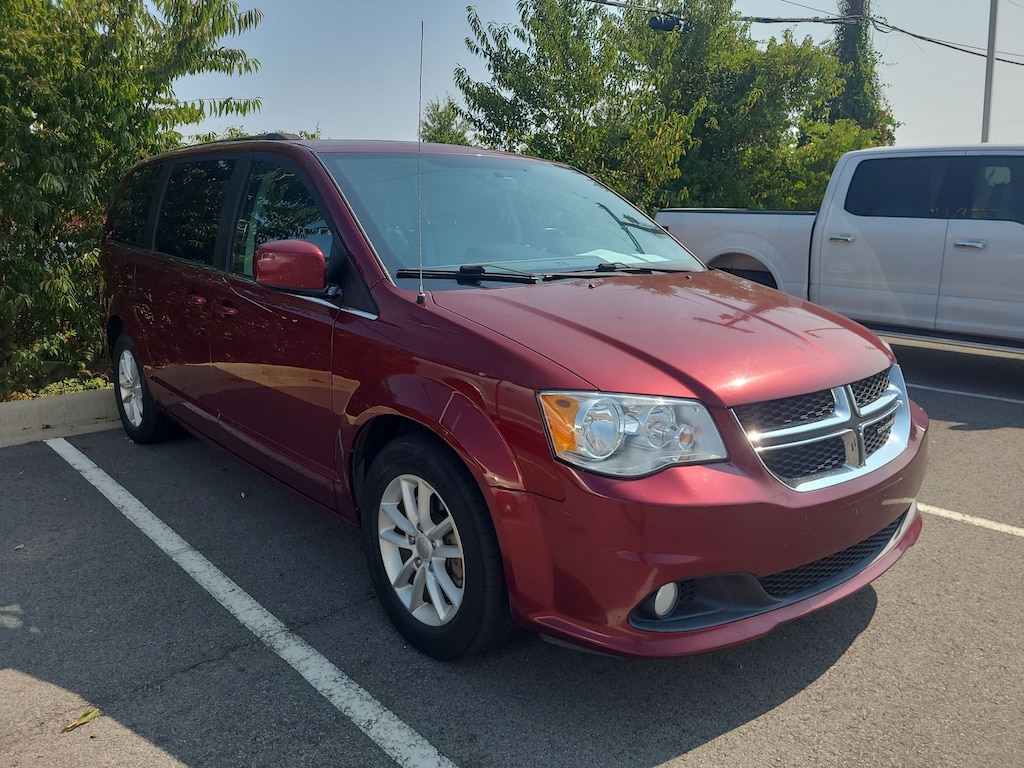 Used 2018 Dodge Grand Caravan SXT Van Passenger Van