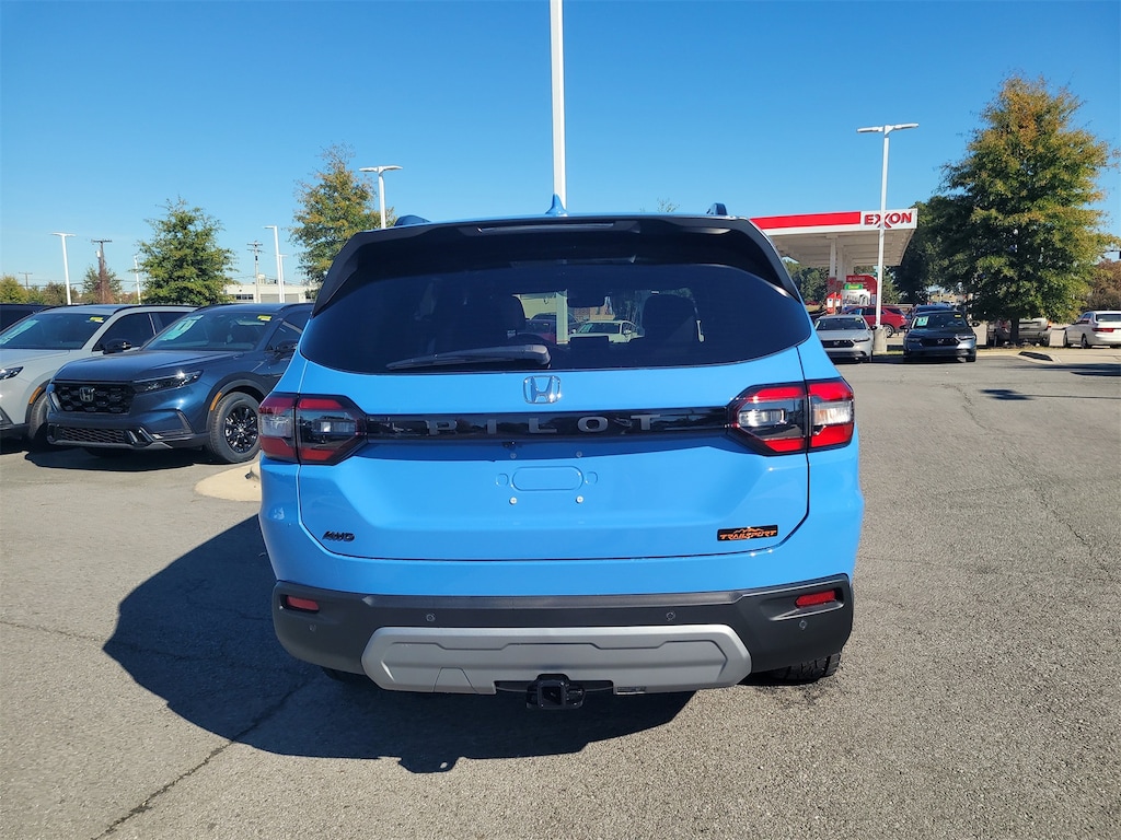 New 2025 Honda Pilot TrailSport SUV
