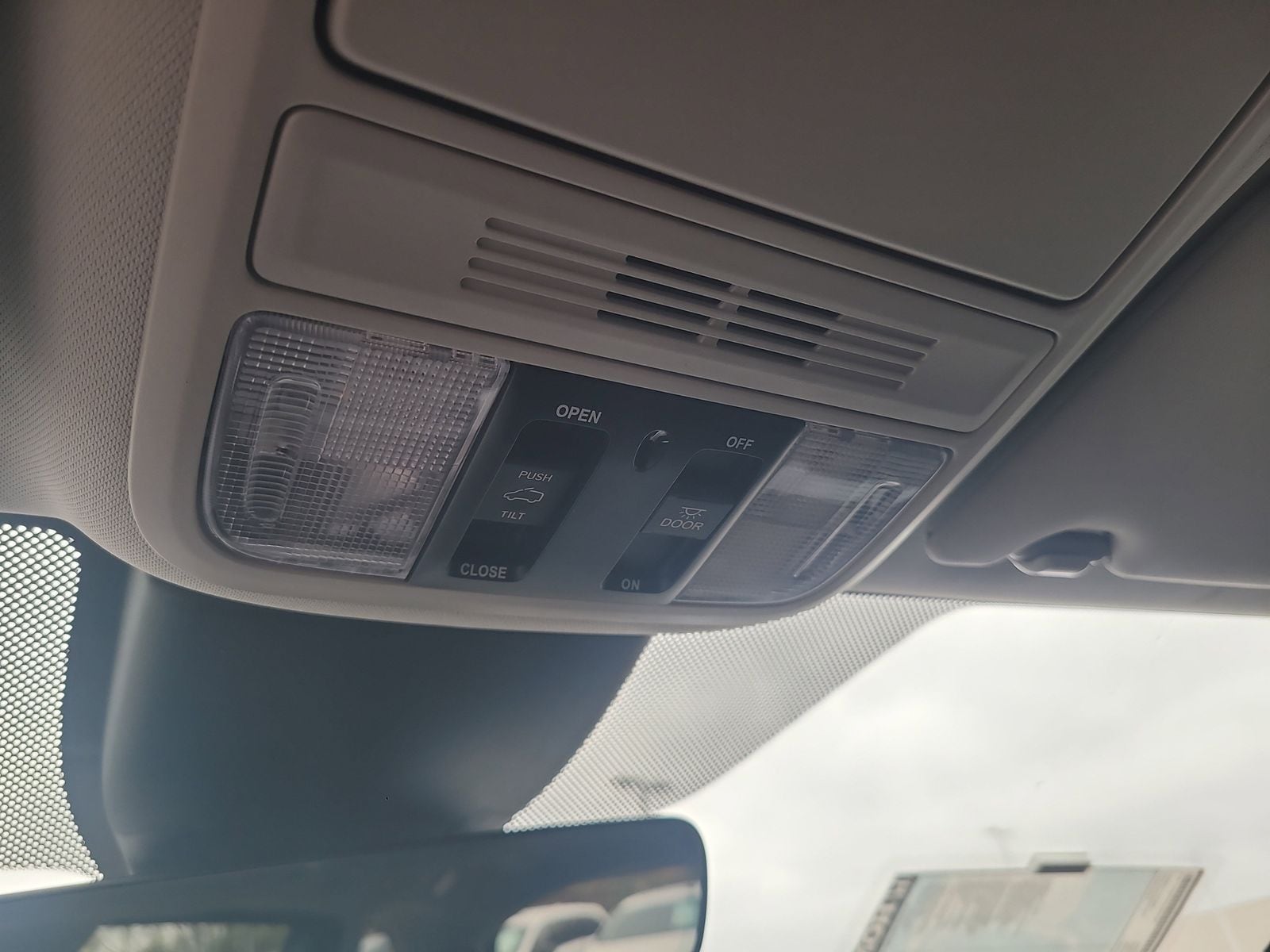 2026 Honda Odyssey EX-L - Photo 19