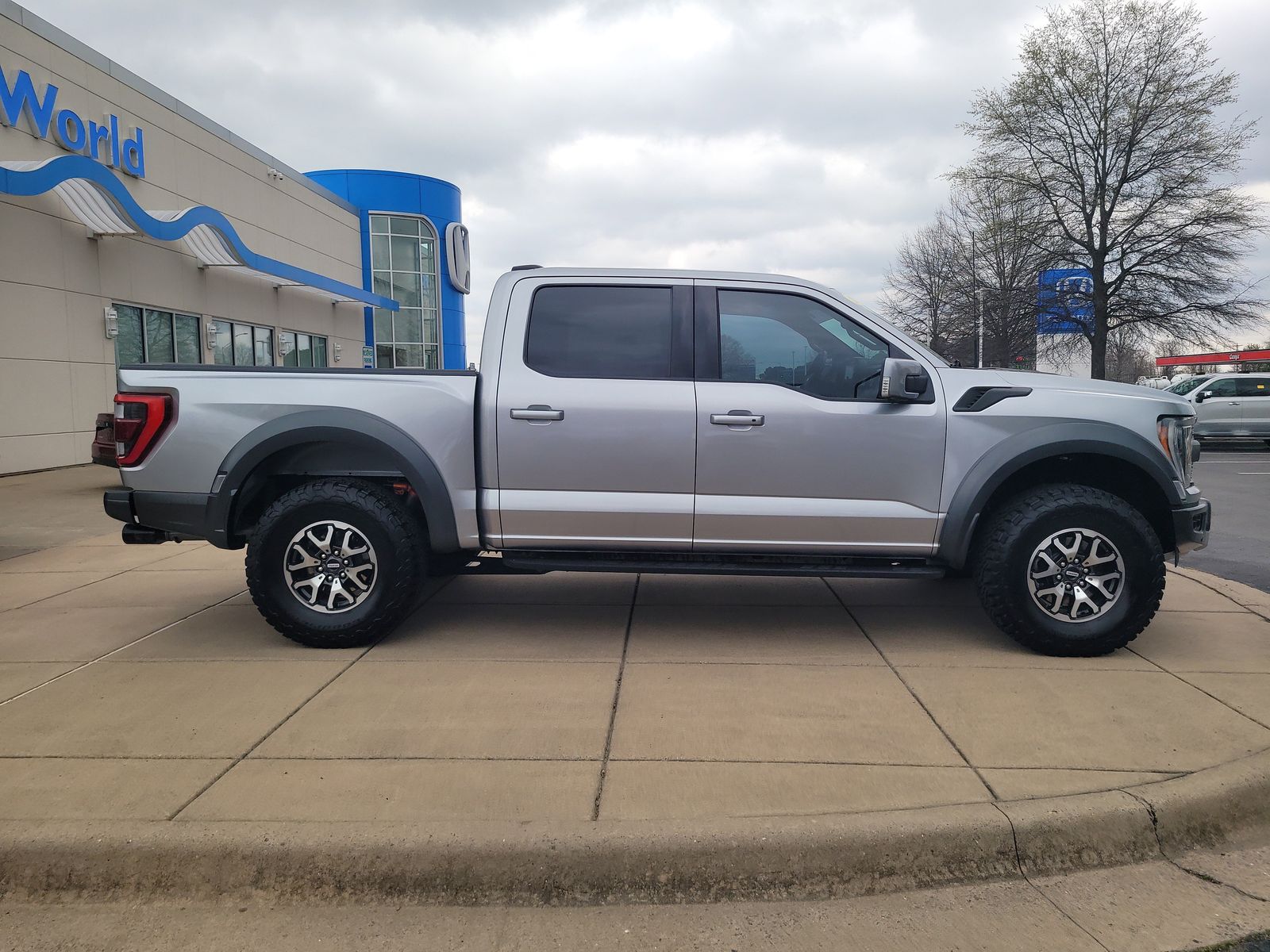 Used 2023 Ford F-150 Raptor with VIN 1FTFW1RG6PFA92432 for sale in Little Rock