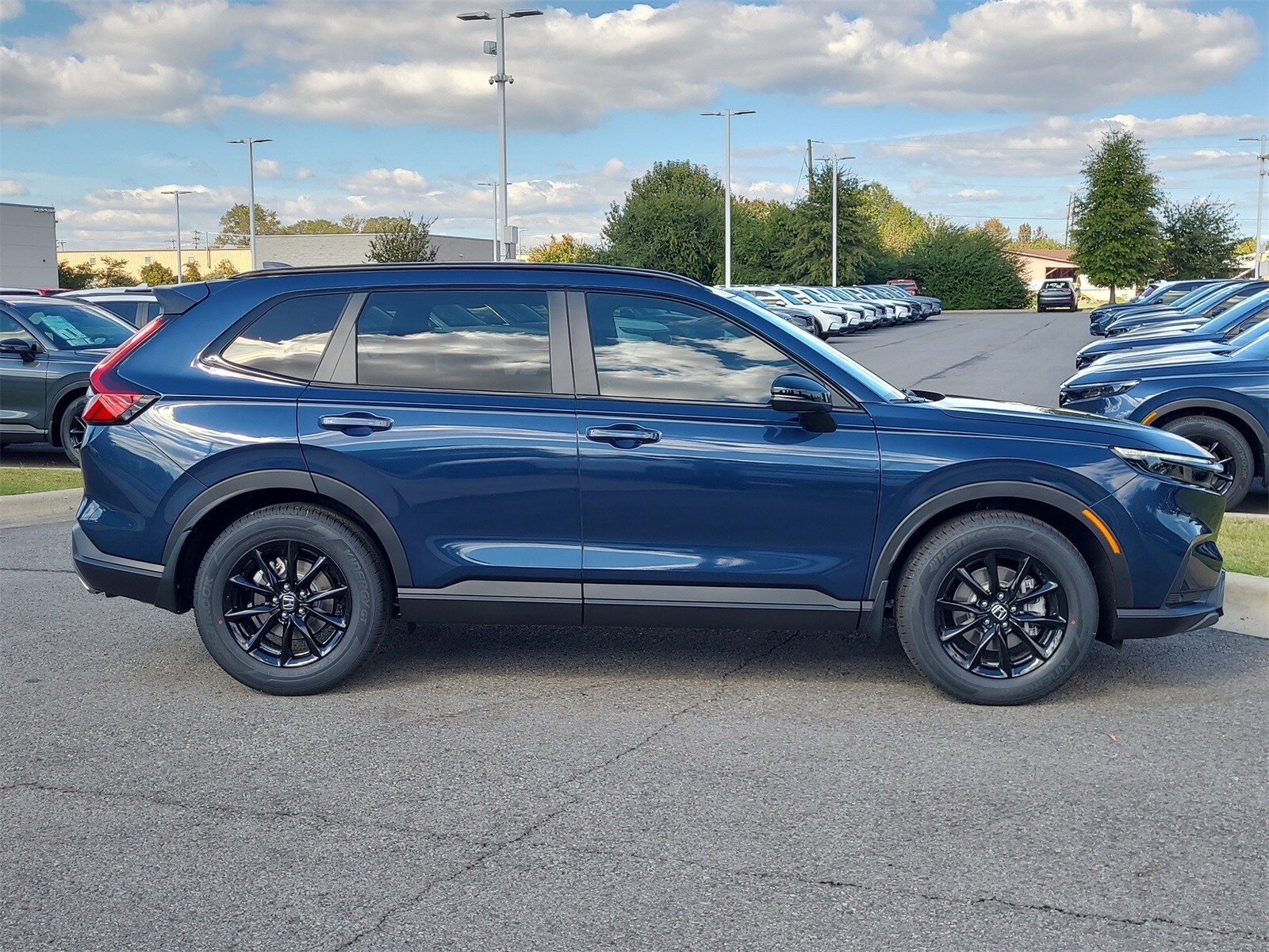 2026 Honda CR-V Hybrid Sport-L photo 2