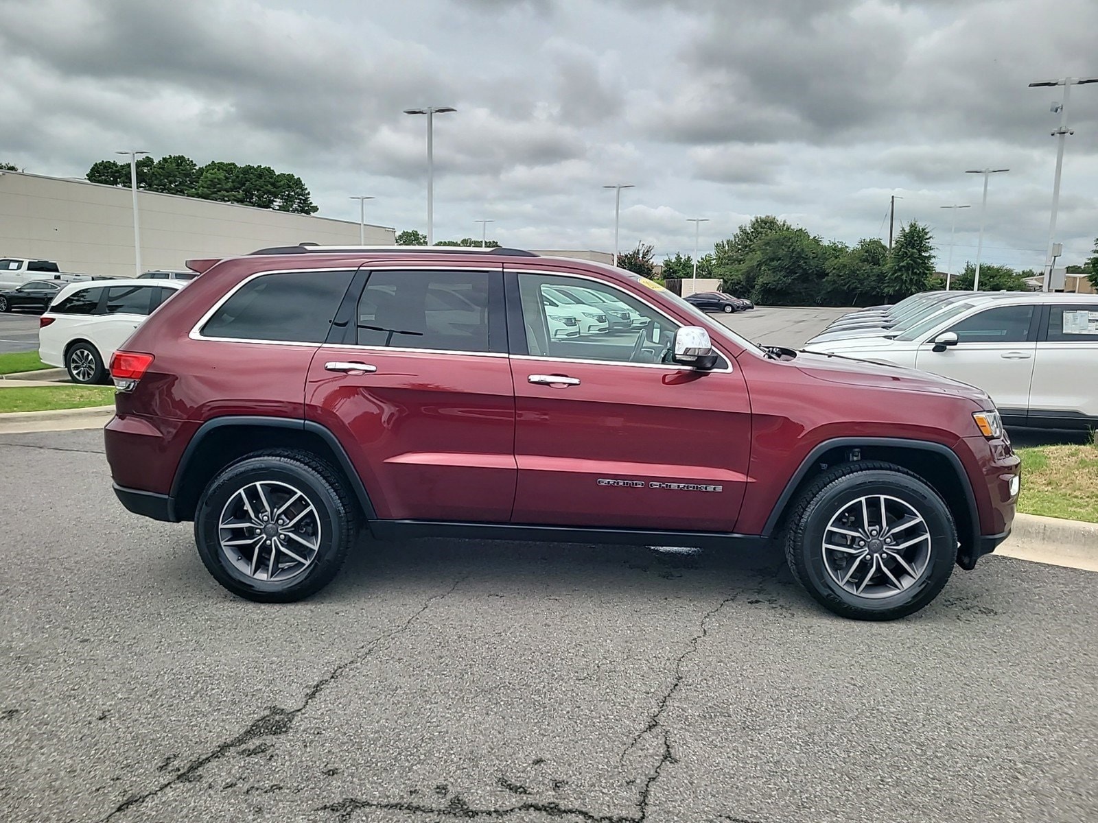 Used 2019 Jeep Grand Cherokee Limited with VIN 1C4RJFBG1KC807727 for sale in Conway, AR