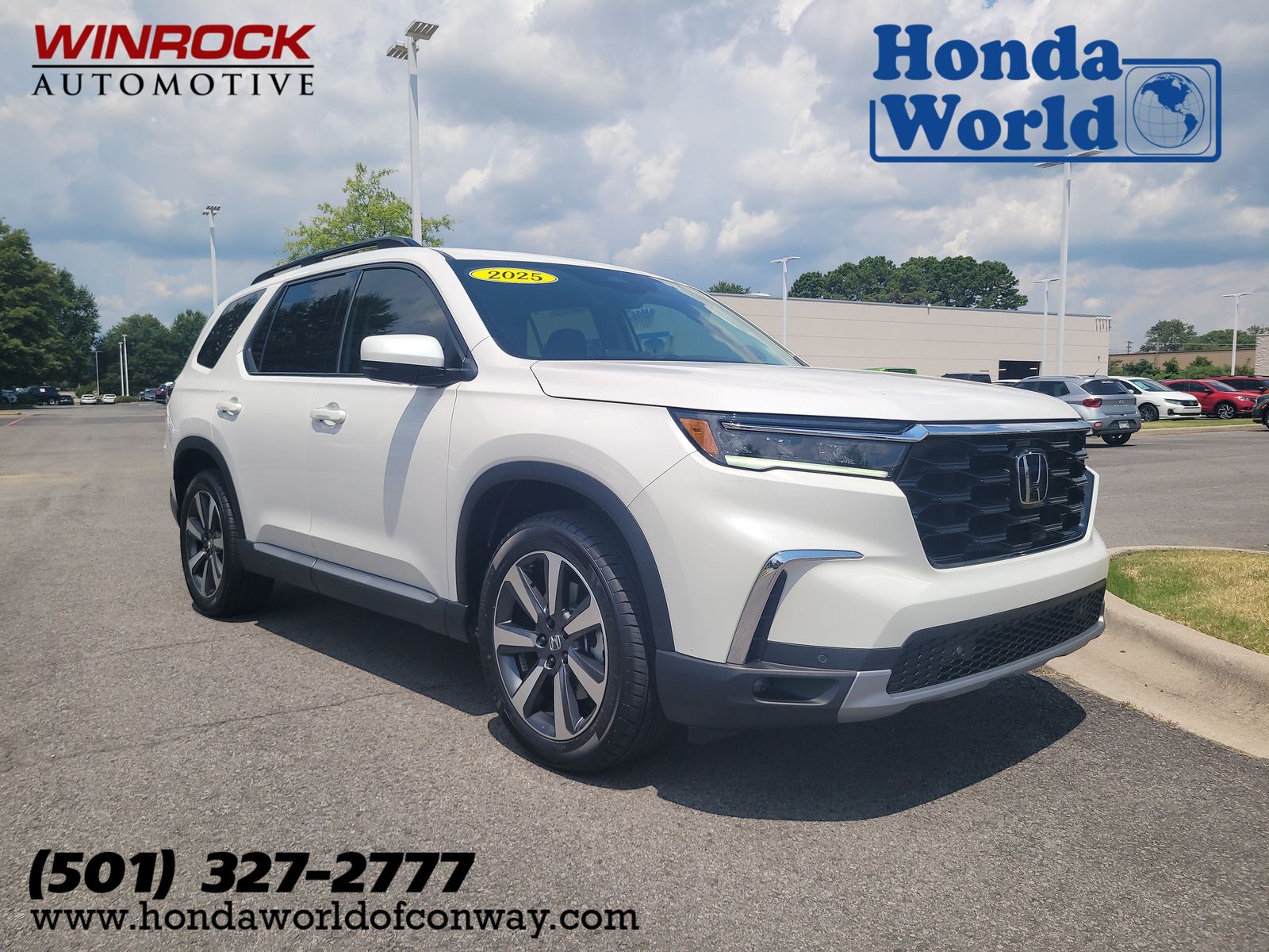 2025 Honda Pilot Touring 2WD's photo