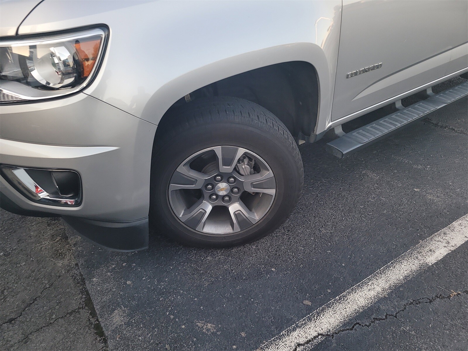 2016 Chevrolet Colorado Z71 photo 2