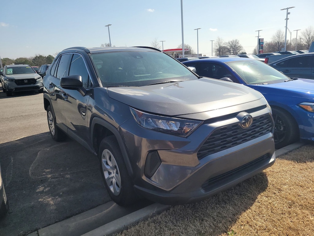 Used 2019 Toyota RAV4 LE SUV