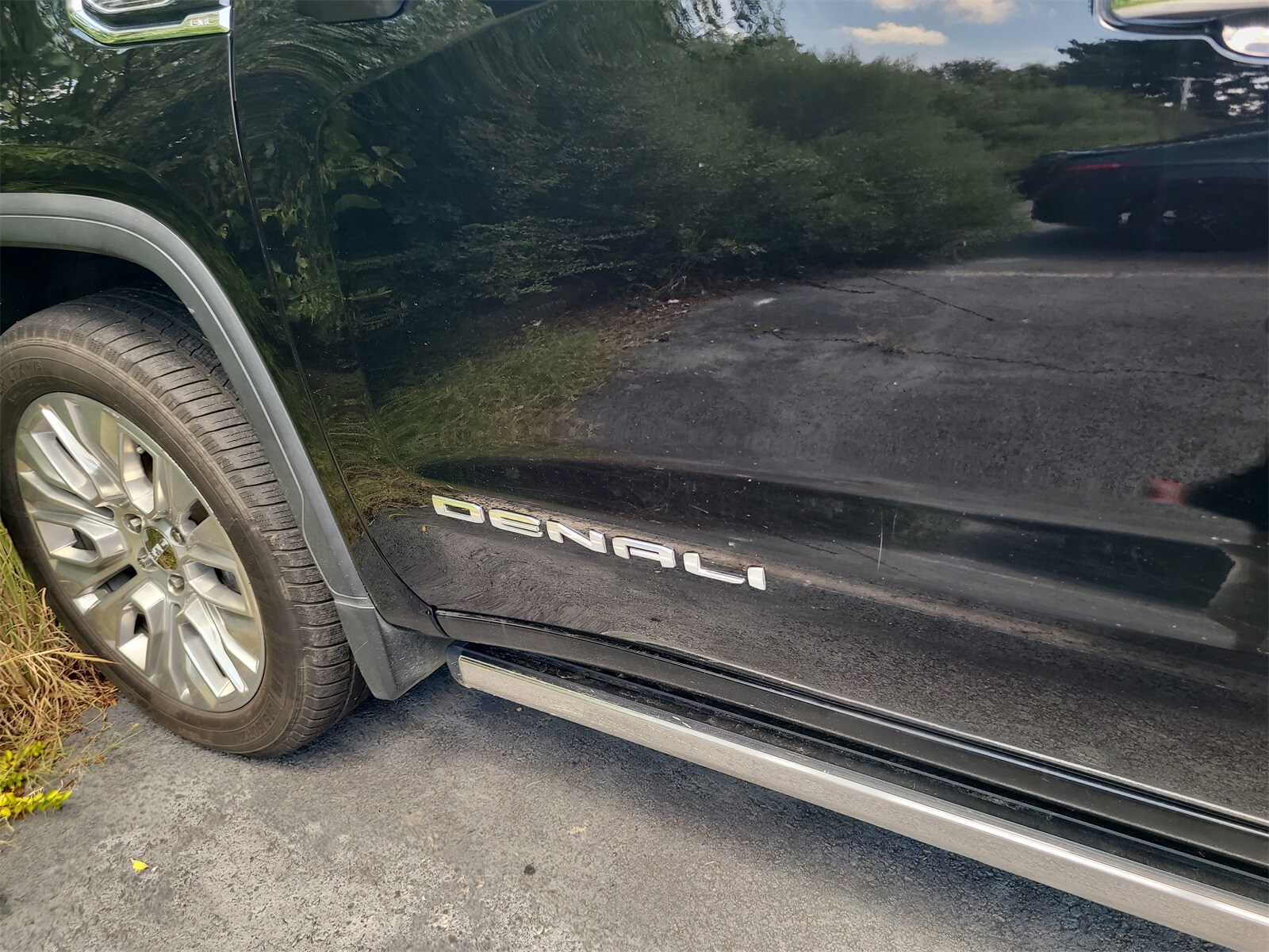 2020 Gmc Sierra 1500 Denali photo 2