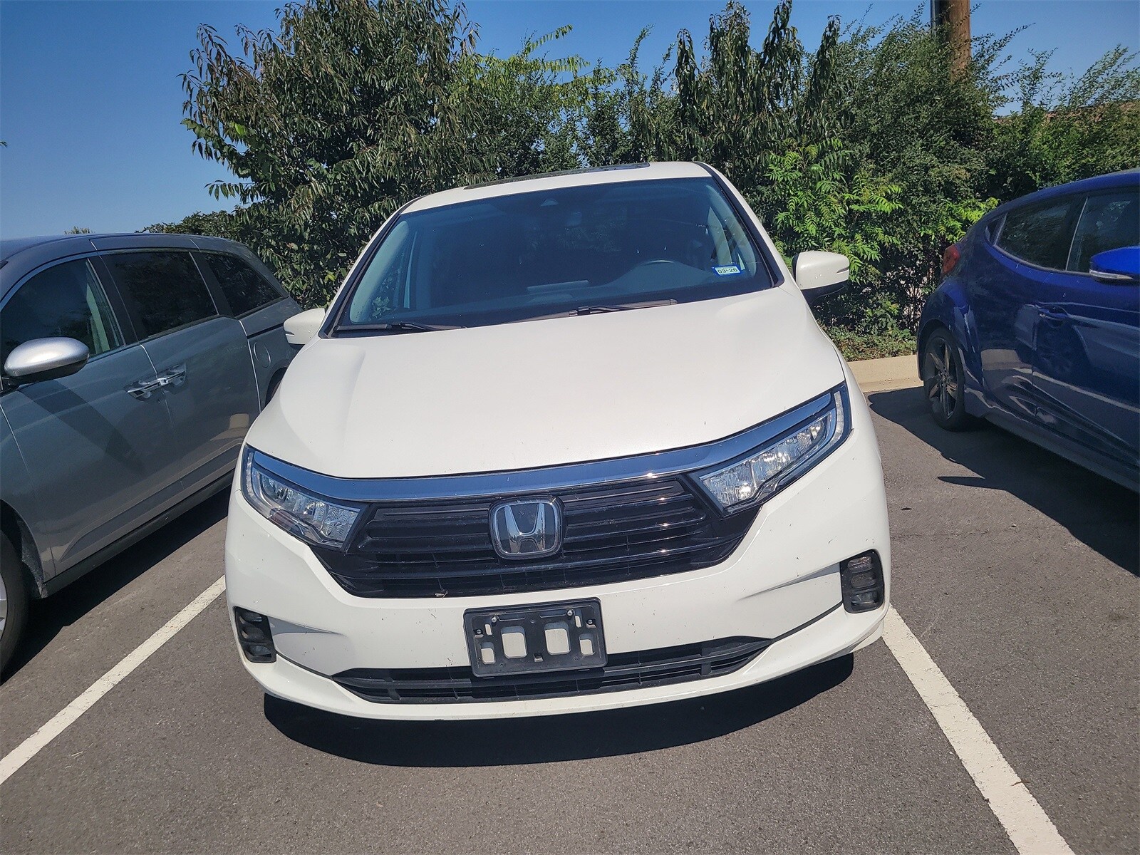 2023 Honda Odyssey EX-L photo 2
