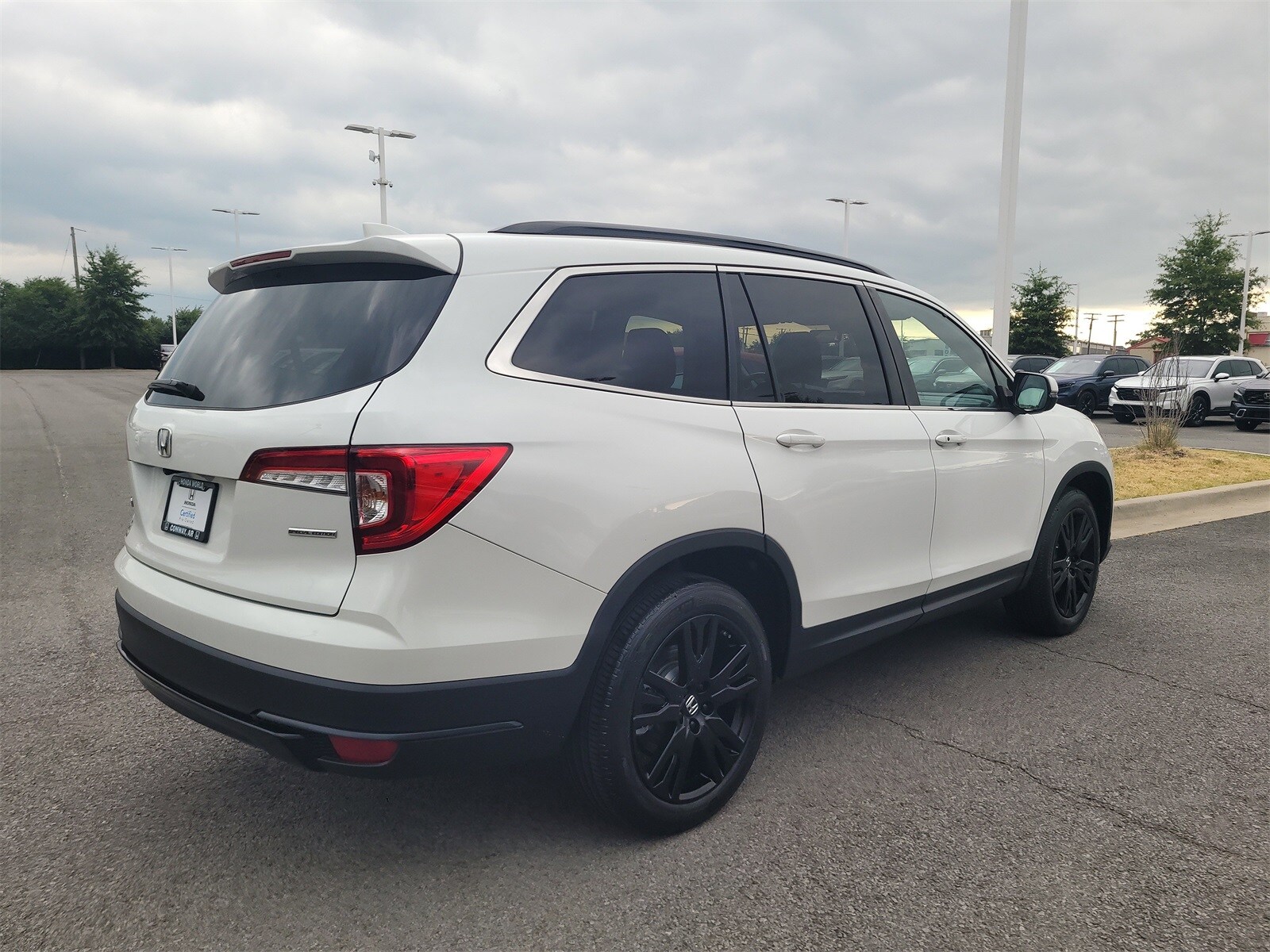 2022 Honda Pilot Special Edition photo 2
