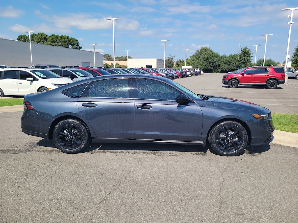 New 2025 Honda Accord SE Sedan