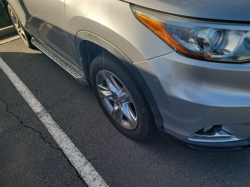 Used 2015 Toyota Highlander Limited SUV