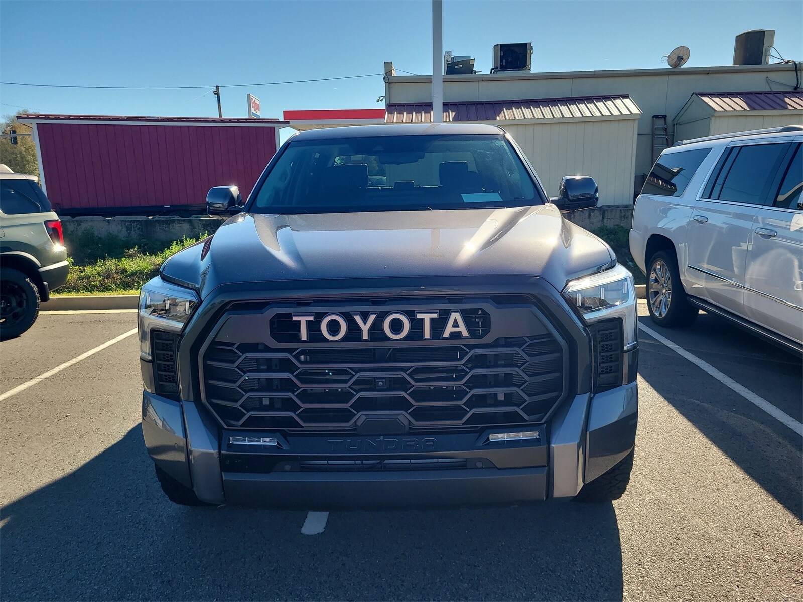 2024 Toyota Tundra Limited photo 2