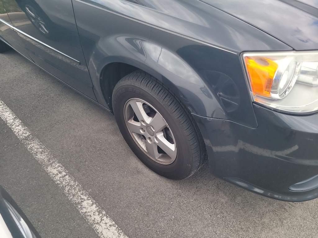 Used 2012 Dodge Grand Caravan SXT Van