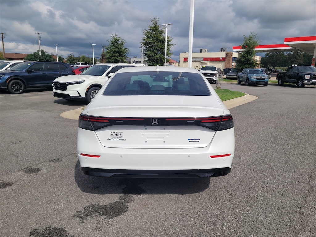 New 2025 Honda Accord Hybrid Touring Sedan