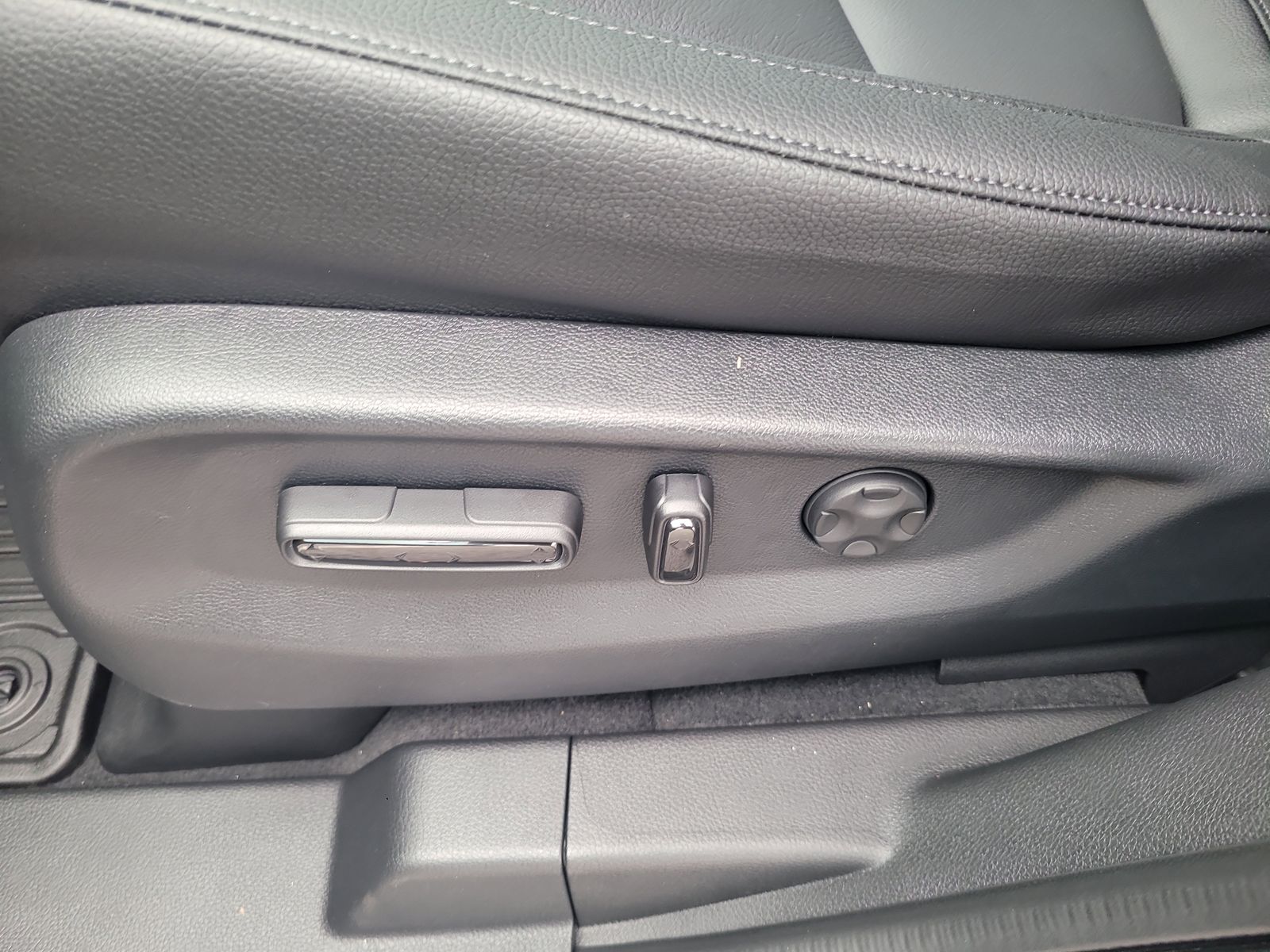 2026 Honda Odyssey EX-L - Photo 10
