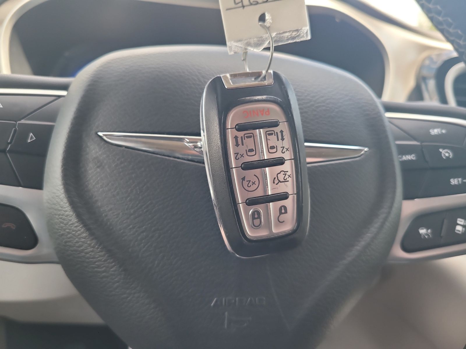 2023 Chrysler Pacifica Touring L - Photo 30