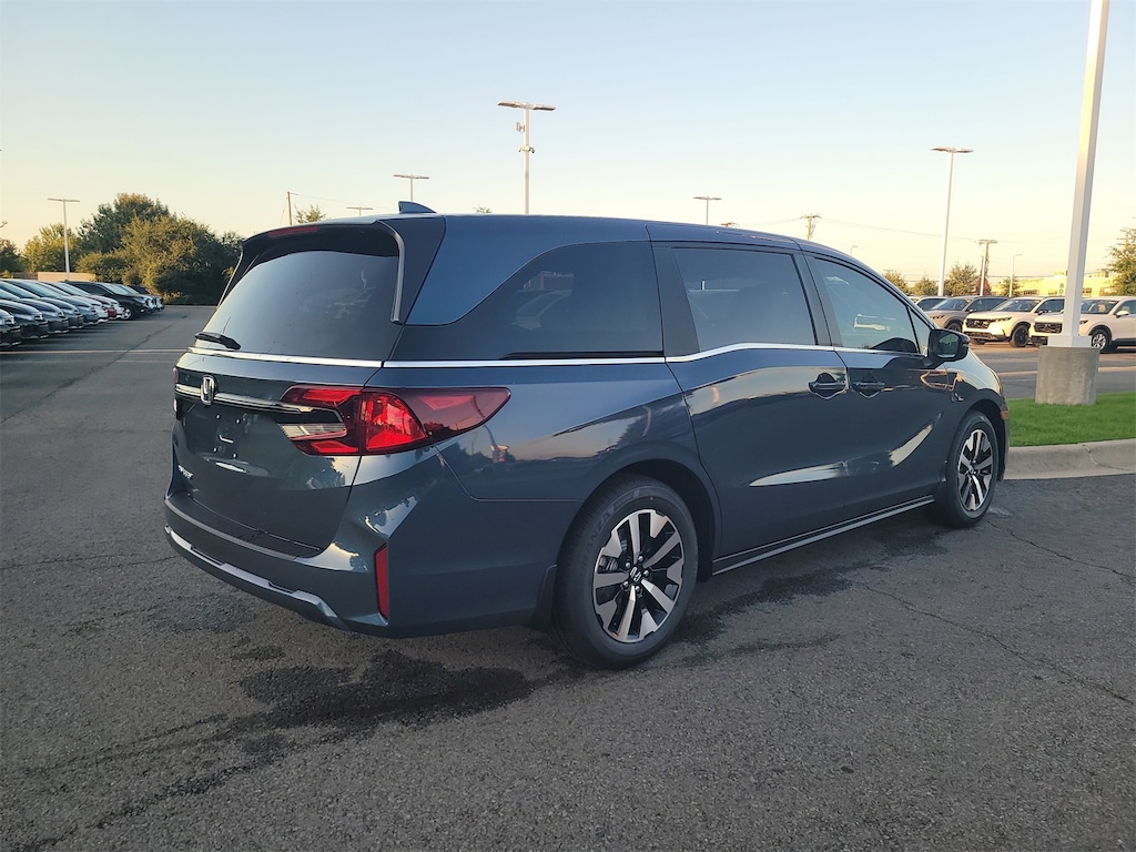 New 2026 Honda Odyssey EX-L Van Passenger