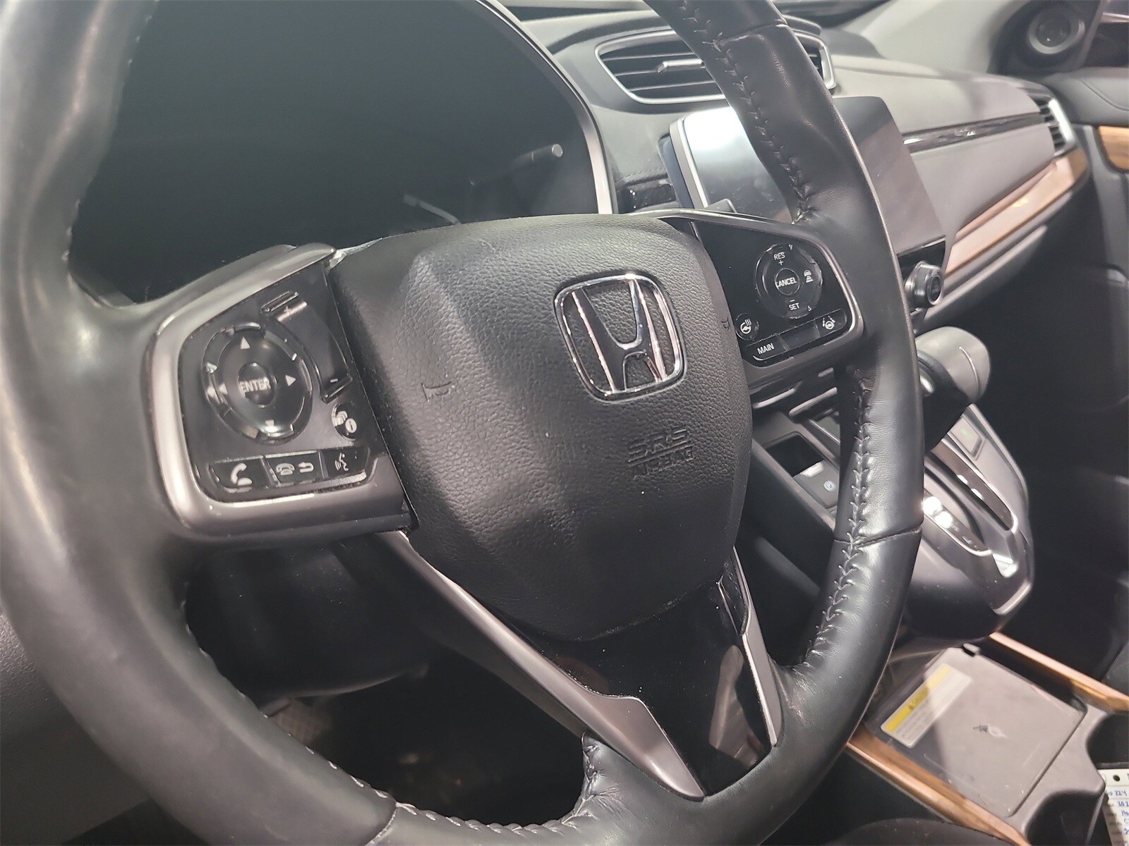 2020 Honda CR-V Touring photo 2