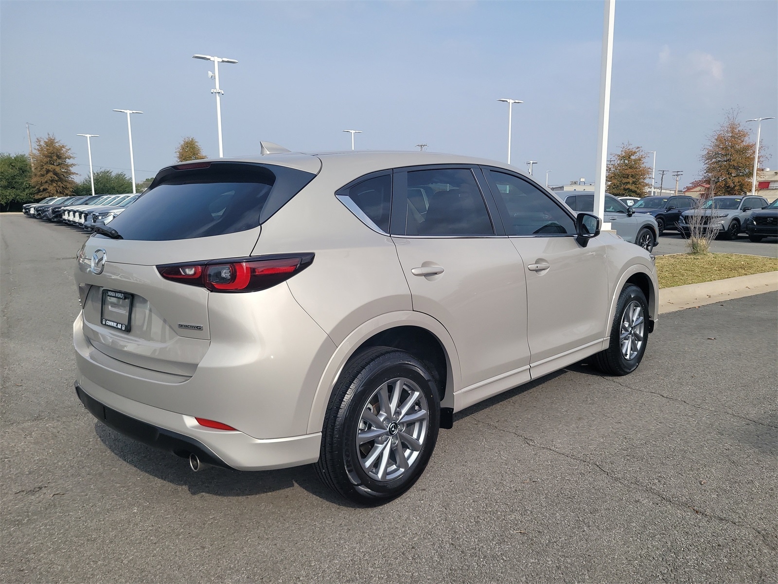 2024 Mazda CX-5 2.5 Select photo 3