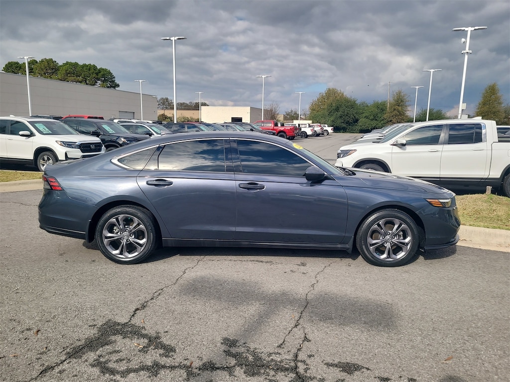 Used 2023 Honda Accord EX Sedan