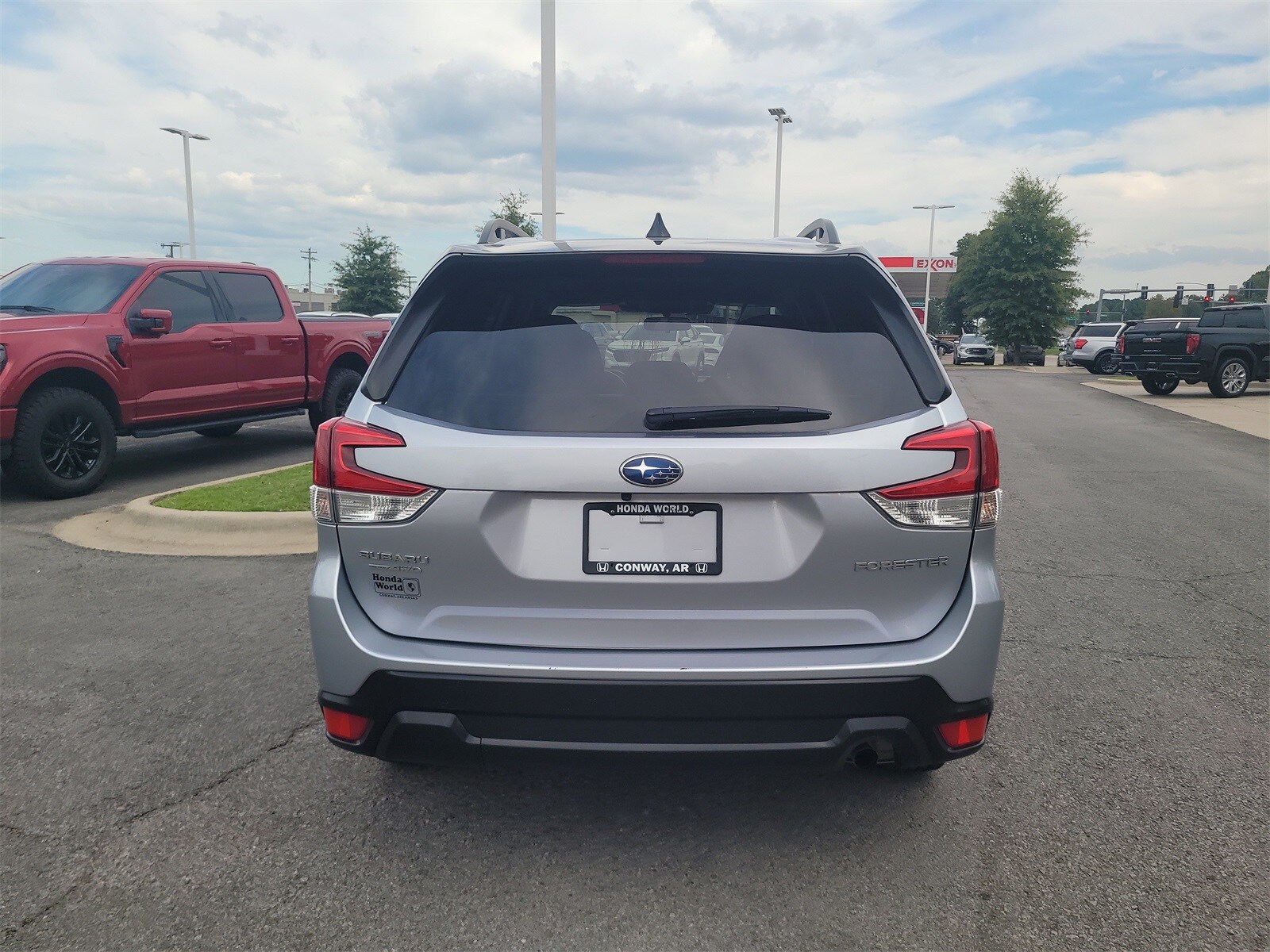 2024 Subaru Forester Premium Base photo 3