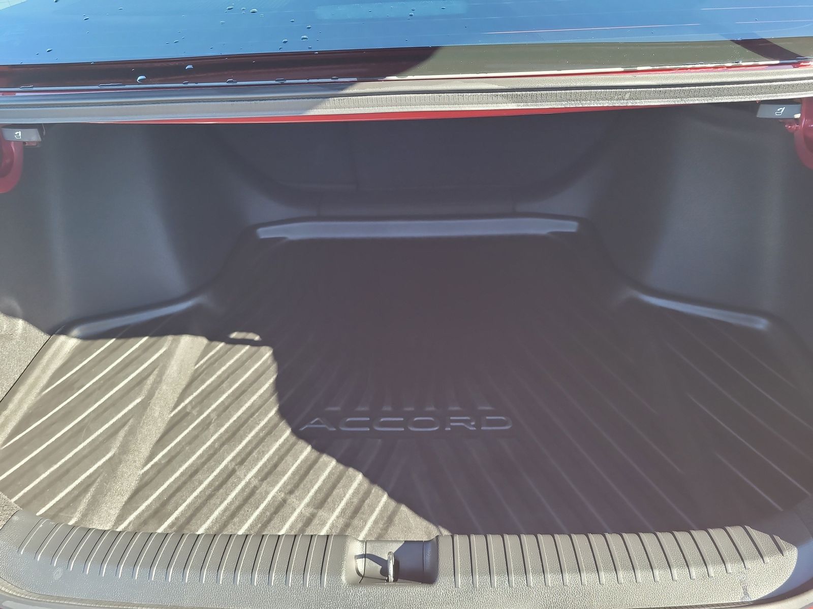 2025 Honda Accord SE - Photo 26