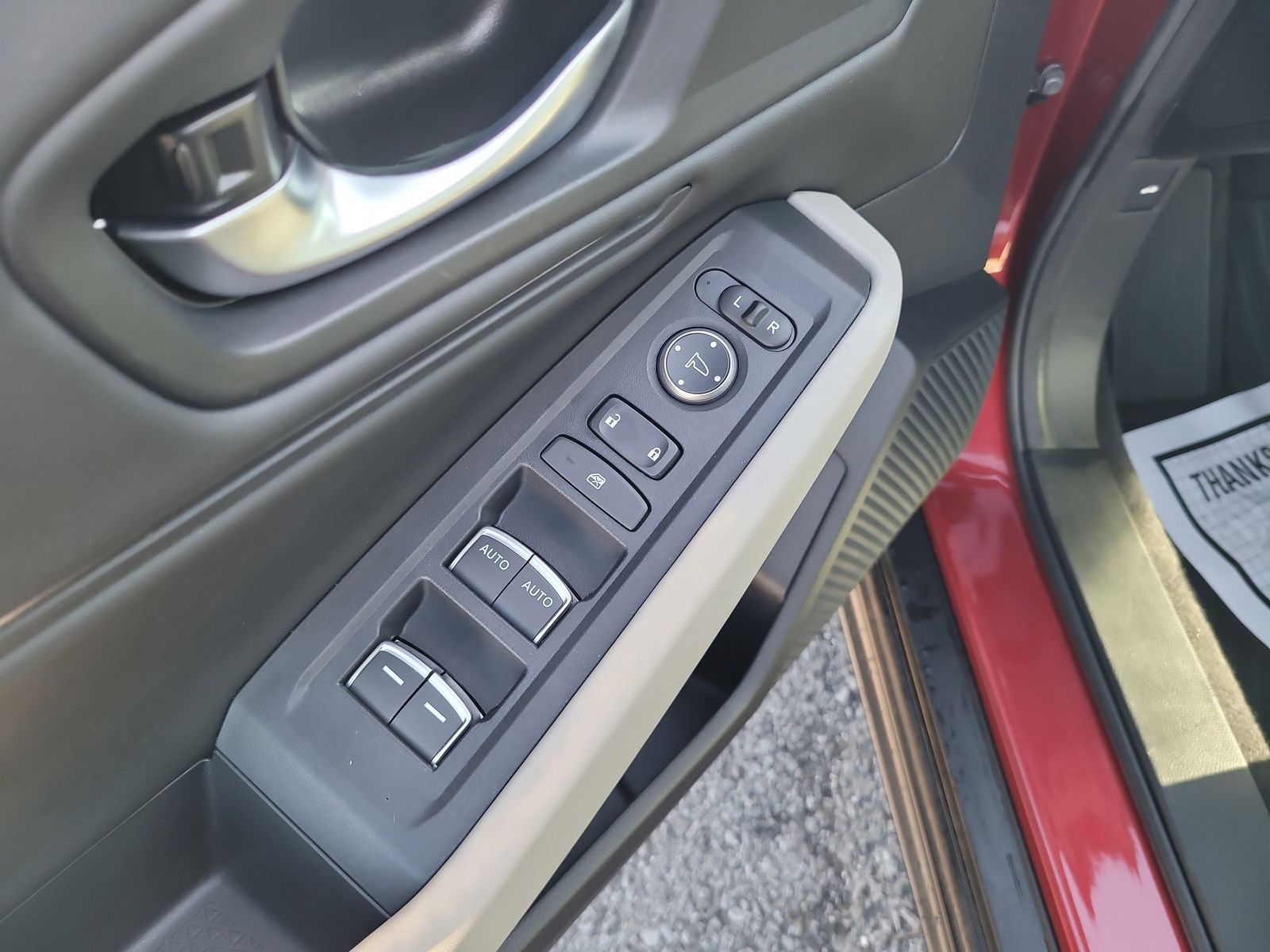 2025 Honda Accord SE - Photo 11