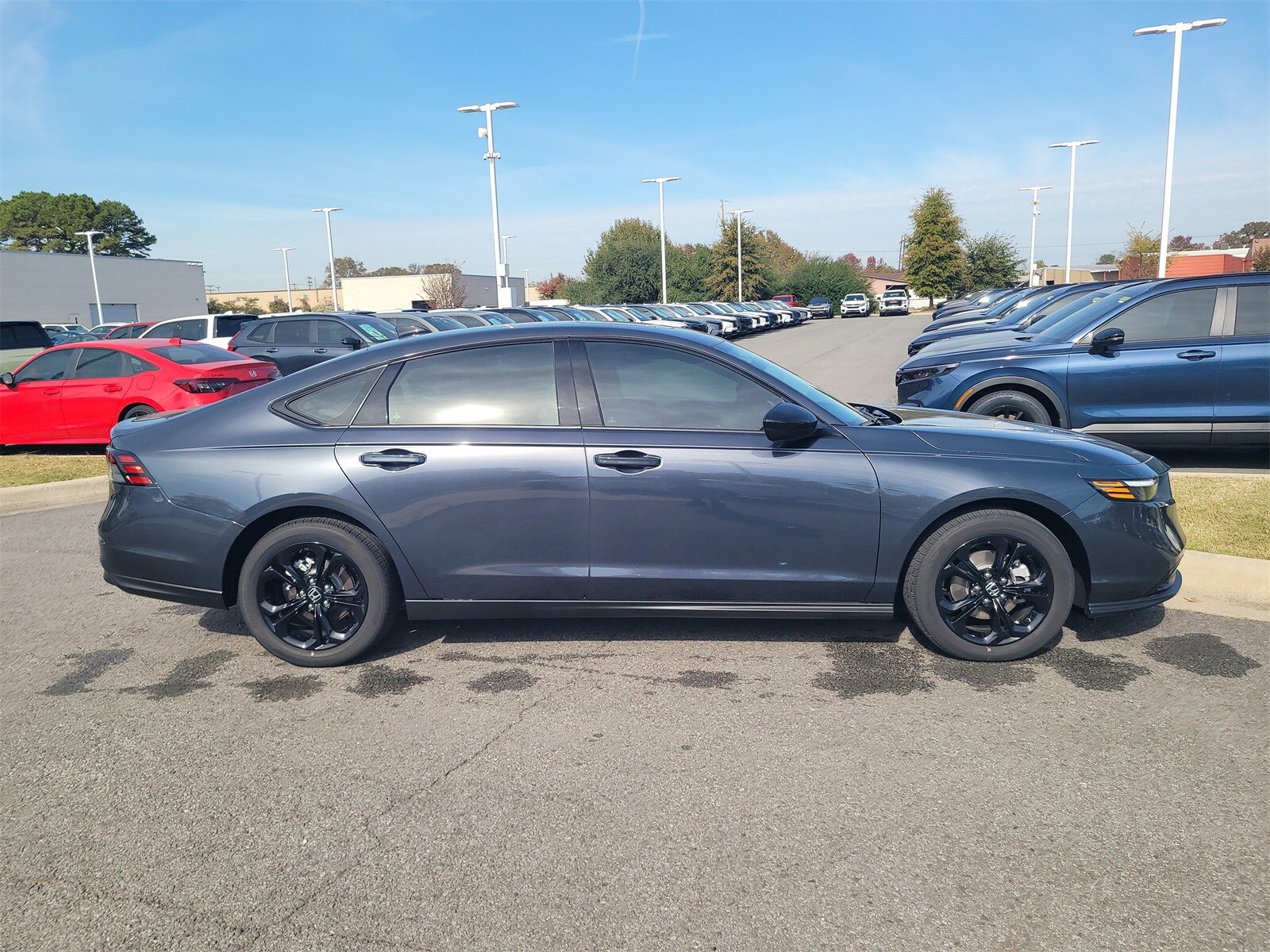 2025 Honda Accord SE photo 2