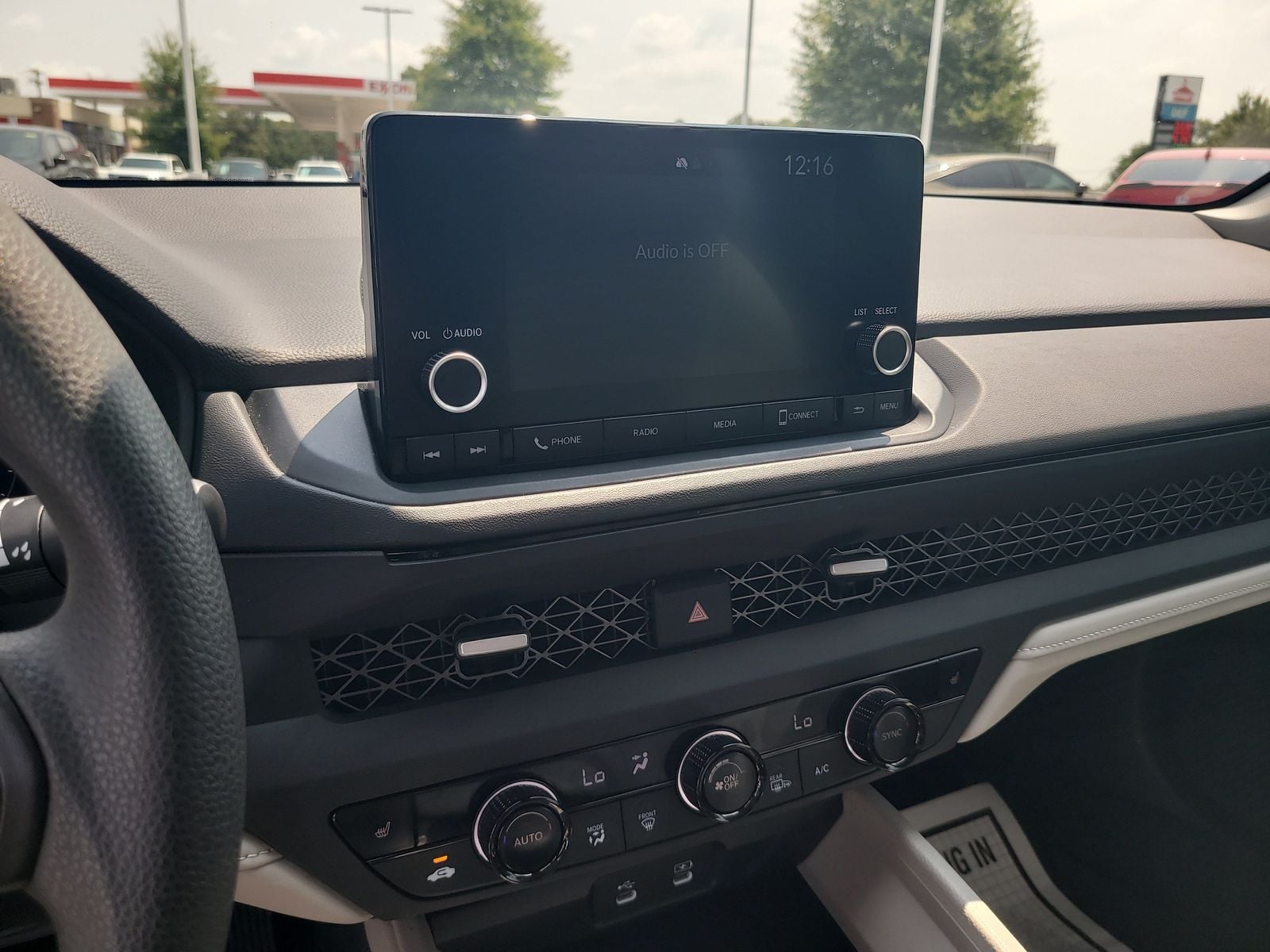 2025 Honda Accord SE - Photo 17
