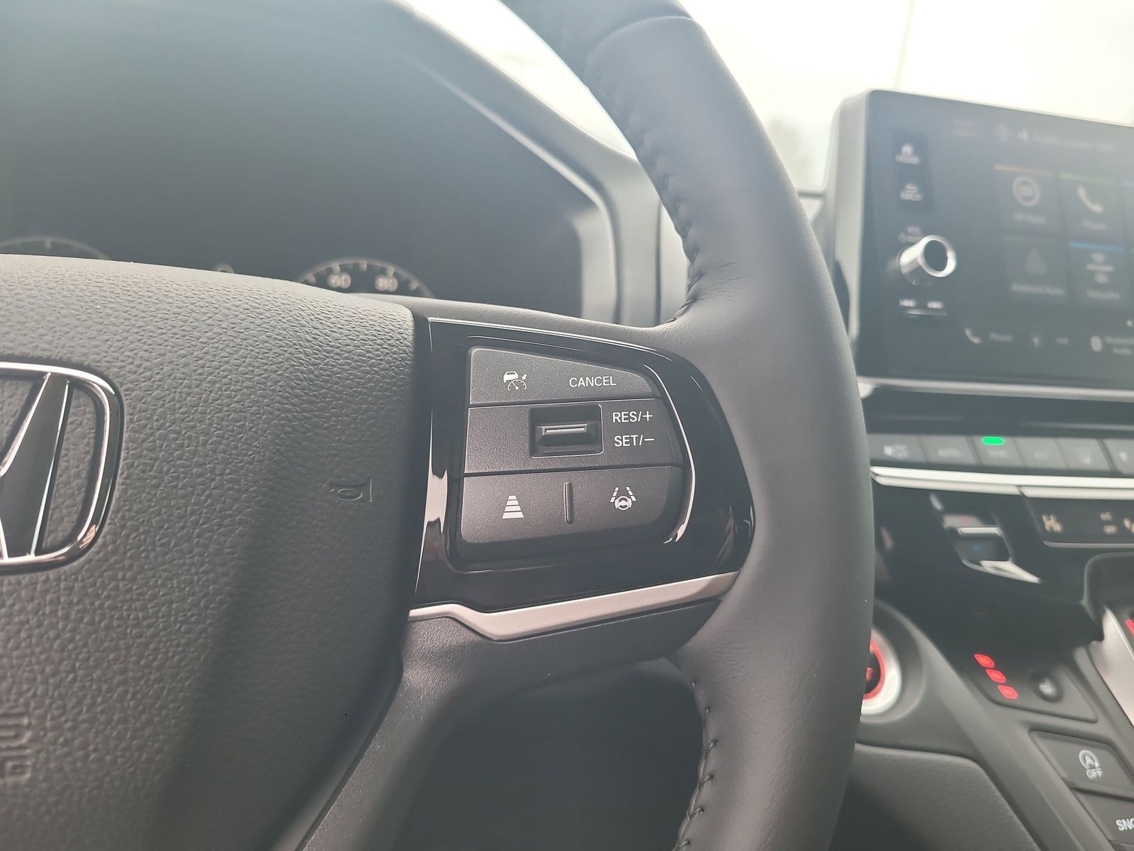 2026 Honda Odyssey EX-L - Photo 13