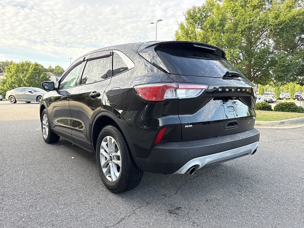 Used 2020 Ford Escape SE SUV