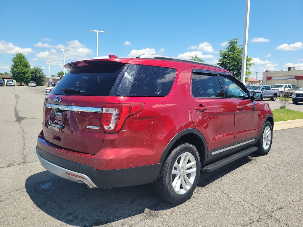 Used 2017 Ford Explorer XLT SUV