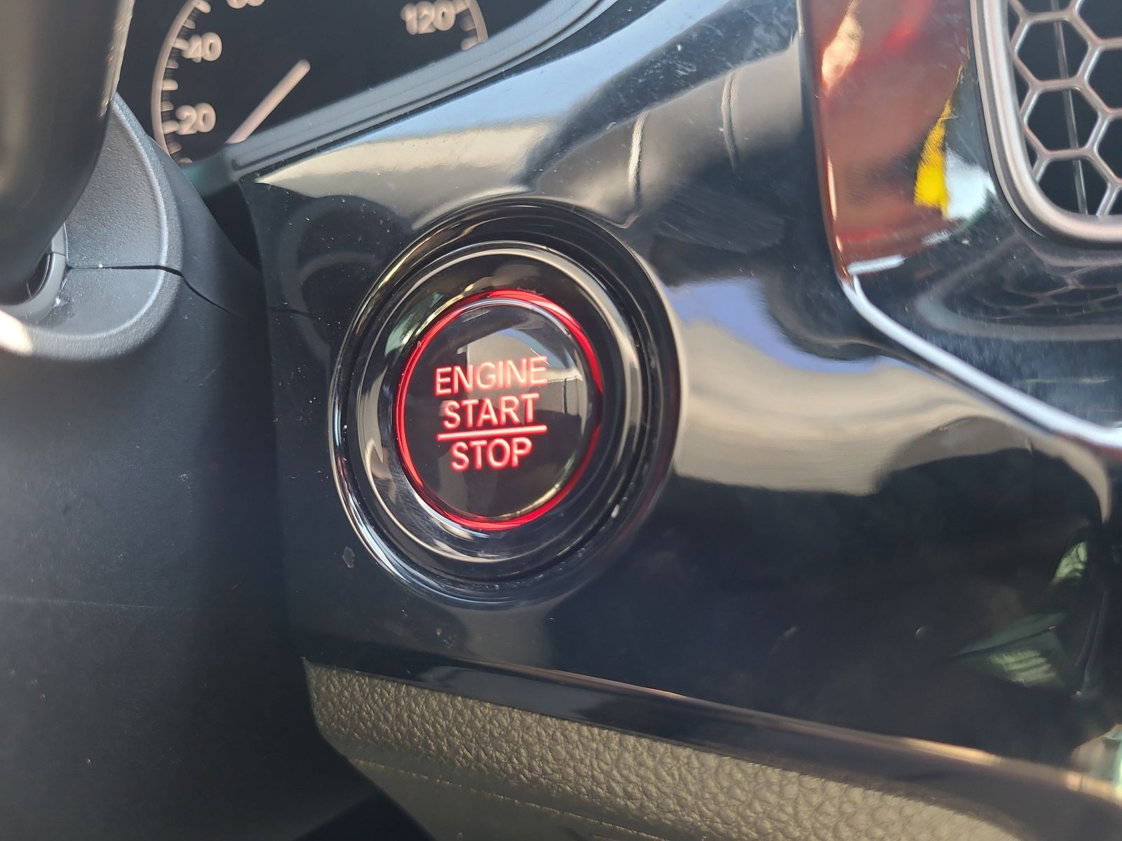 2025 Honda Civic Sport - Photo 28