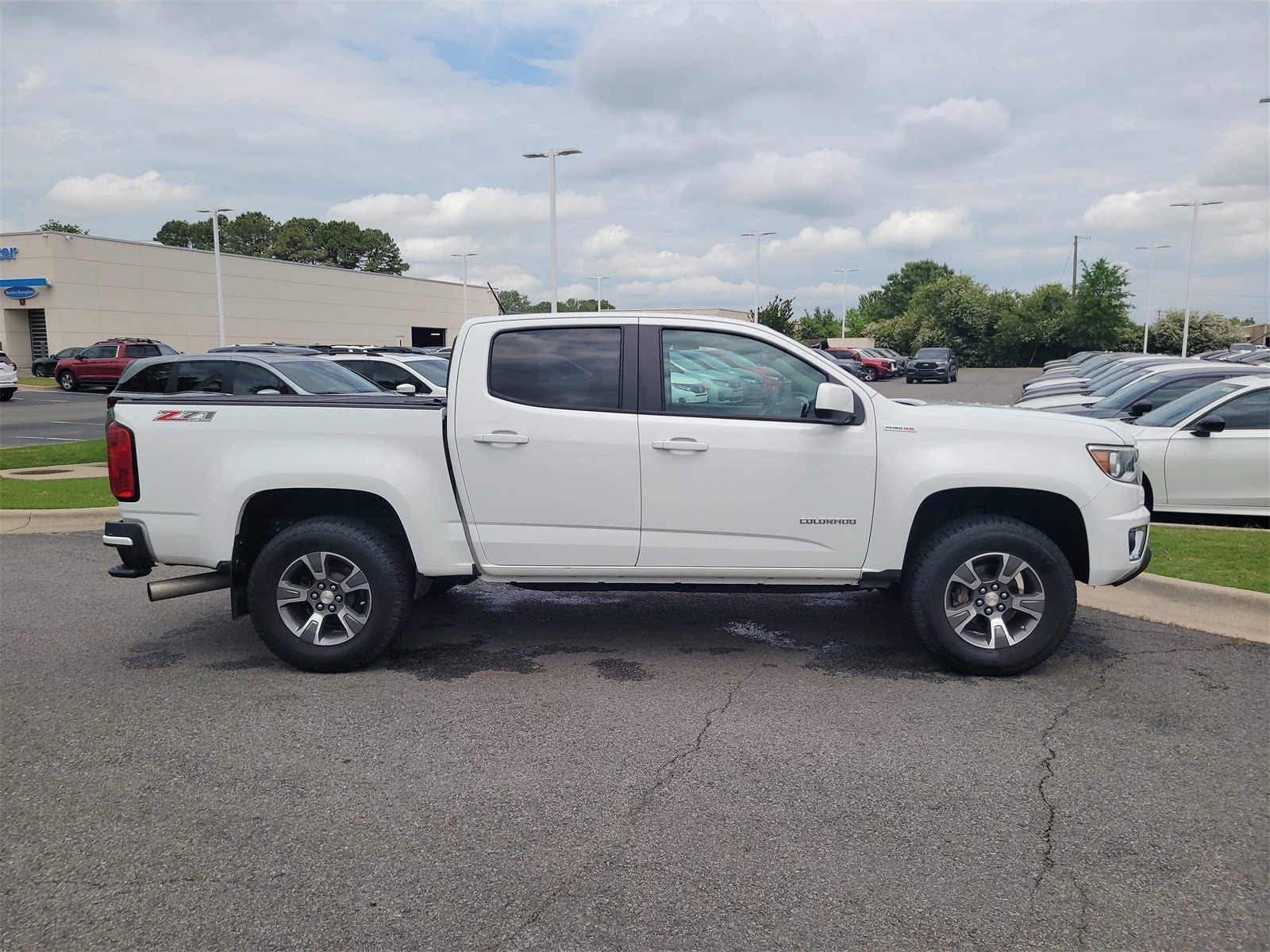 Used 2017 Chevrolet Colorado Z71 with VIN 1GCPTDE1XH1306630 for sale in Little Rock