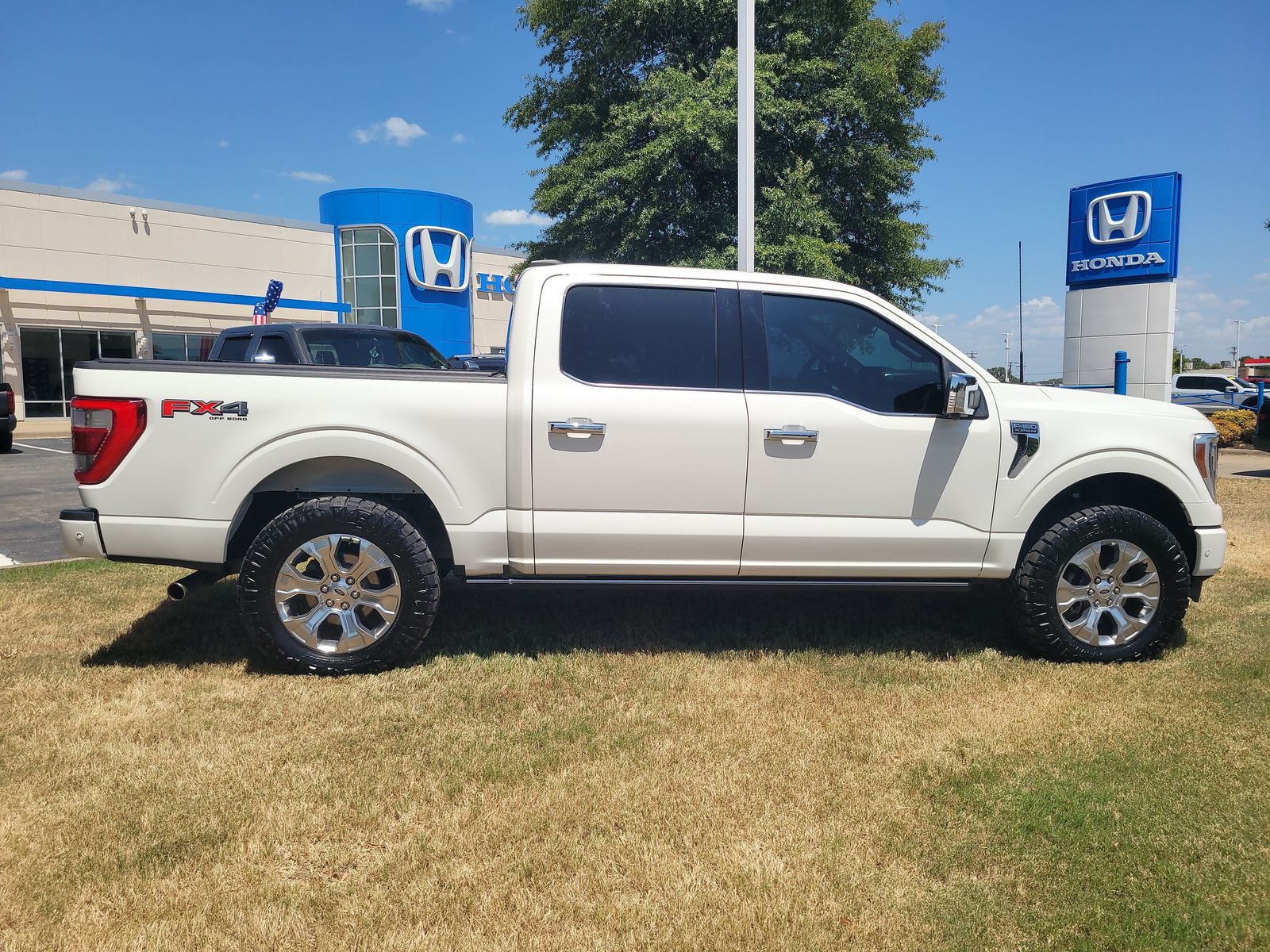 Used 2023 Ford F-150 Platinum with VIN 1FTFW1E8XPFC78859 for sale in Little Rock