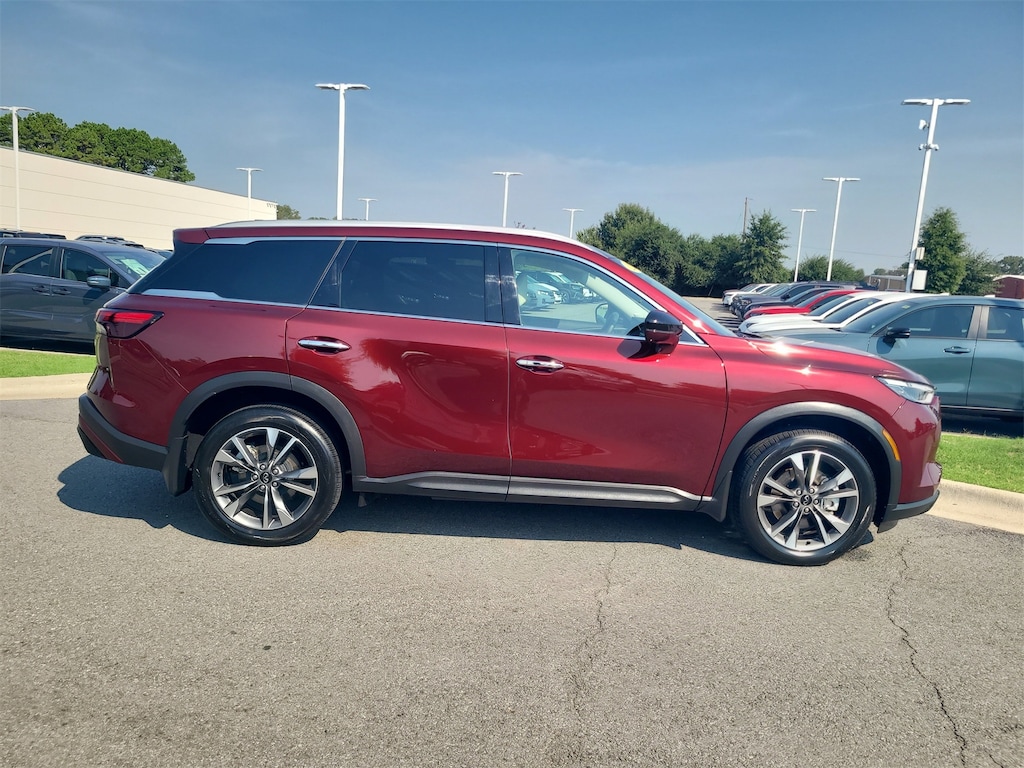 Used 2025 INFINITI QX60 Luxe SUV