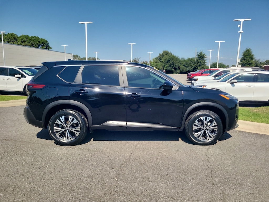 Used 2023 Nissan Rogue SV SUV